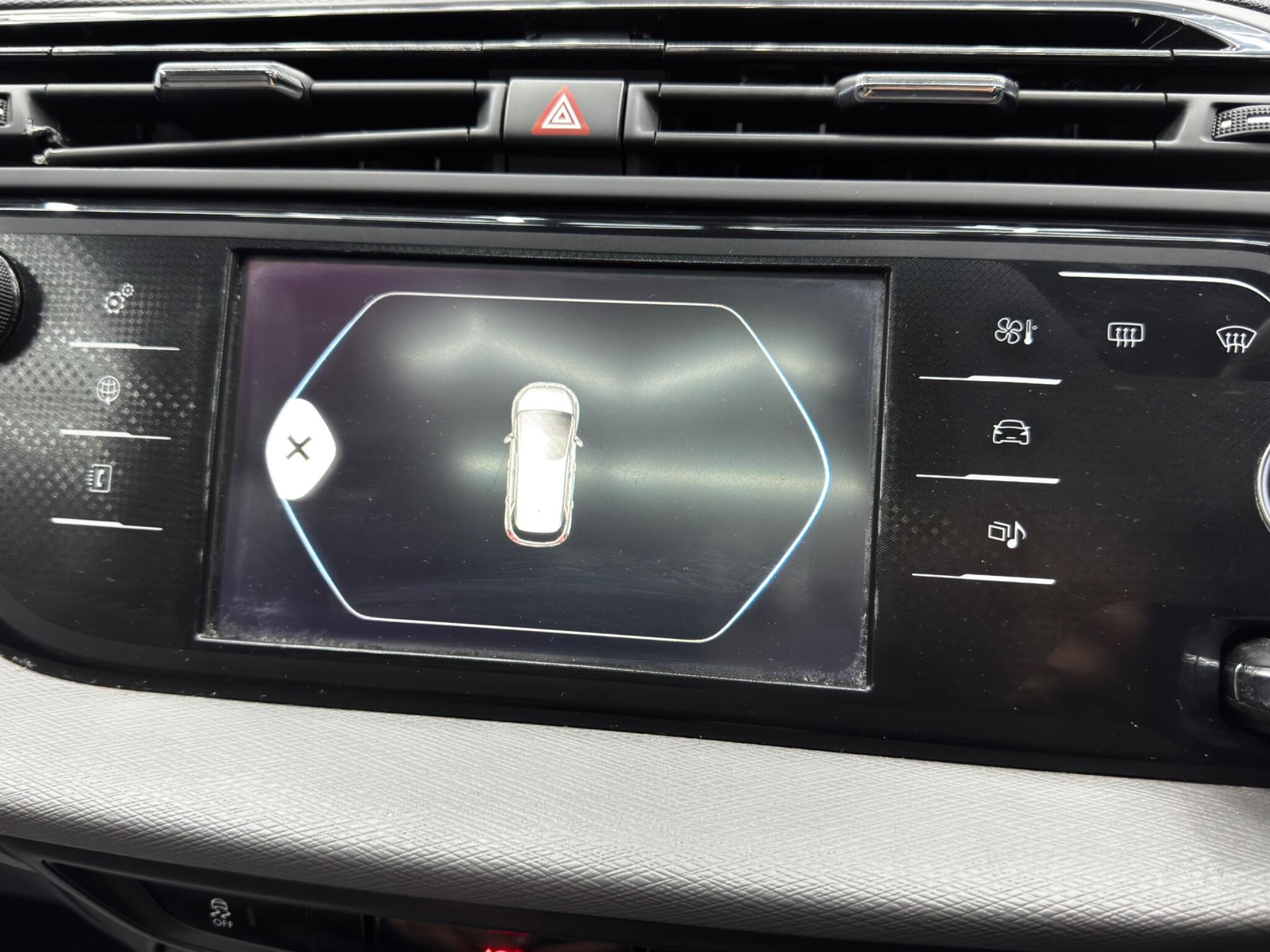 Citroen C4 Picasso view 29