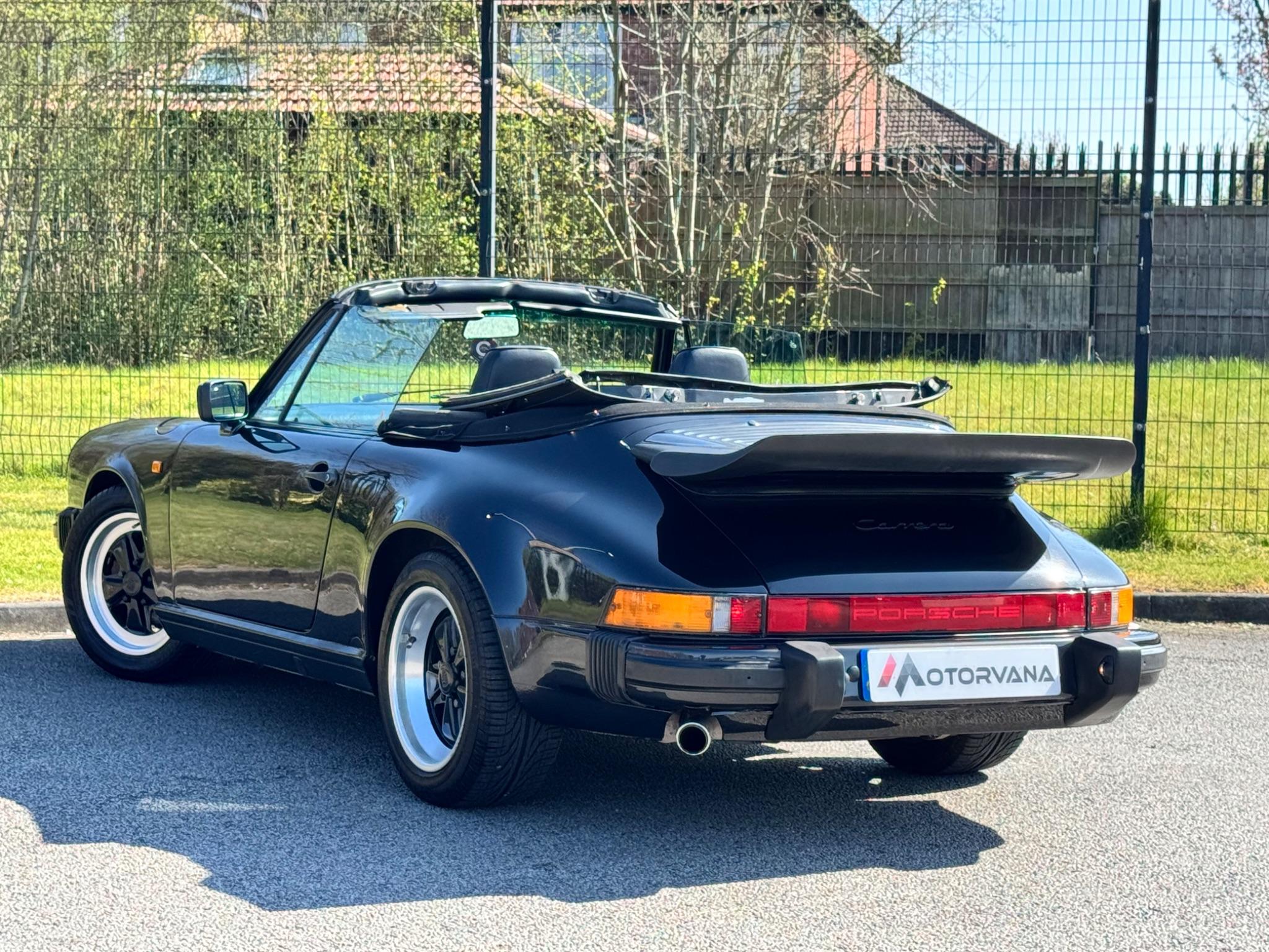 Porsche 911 view 2
