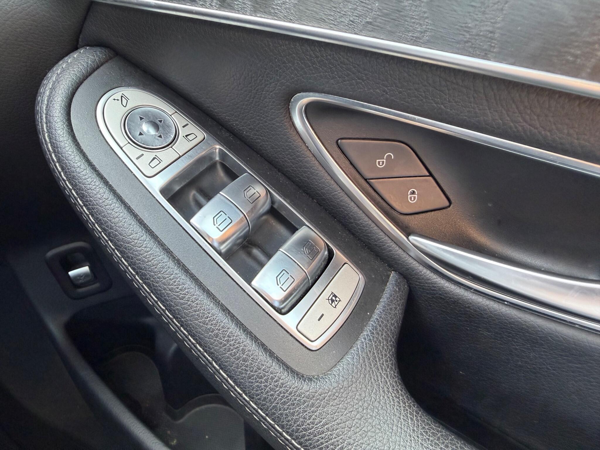 Mercedes-Benz GLC view 39