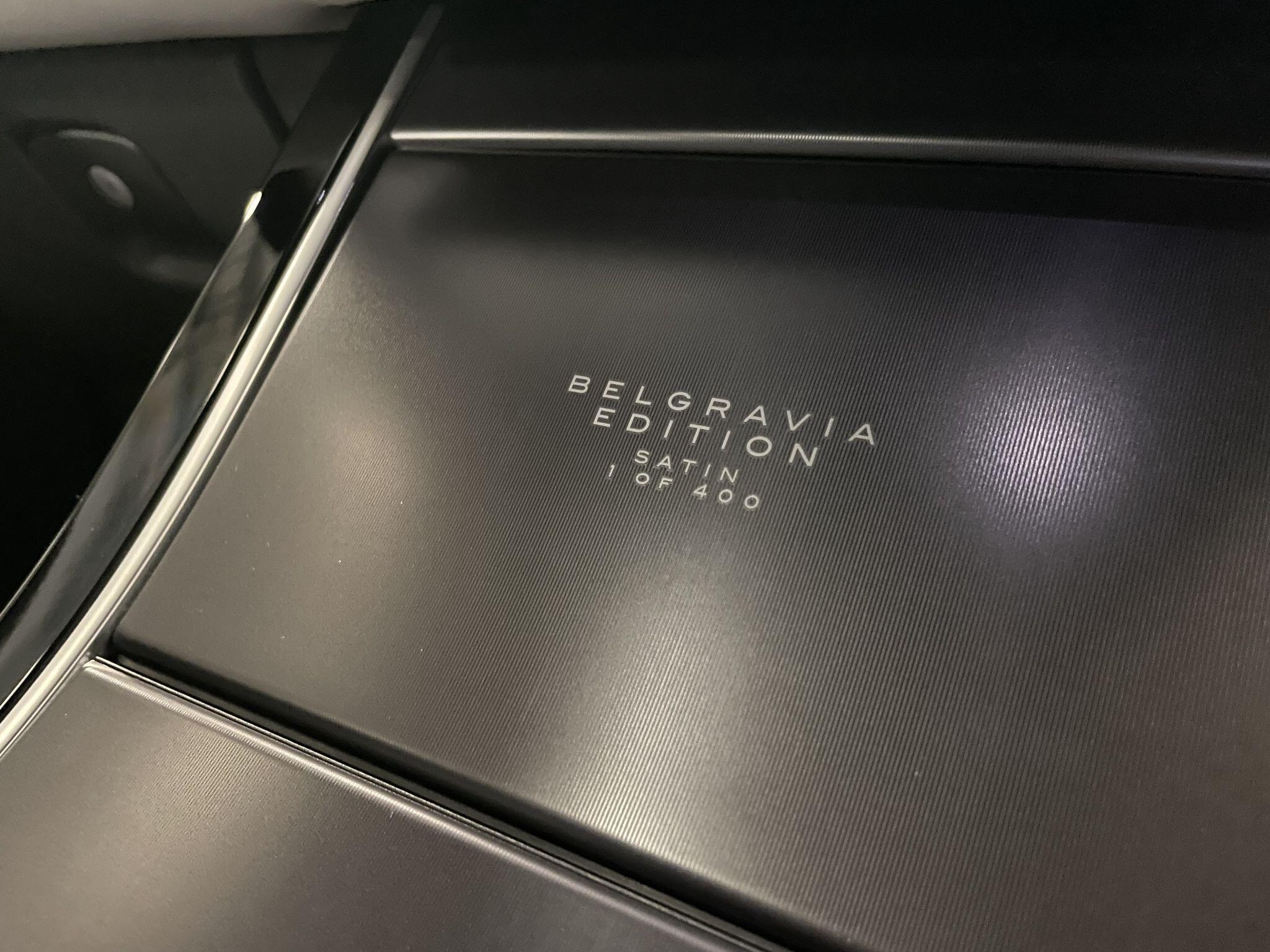 Land Rover Range Rover Velar view 38