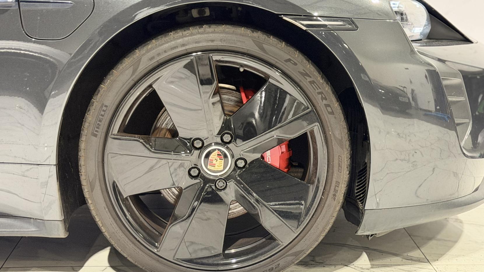 Porsche Taycan view 28