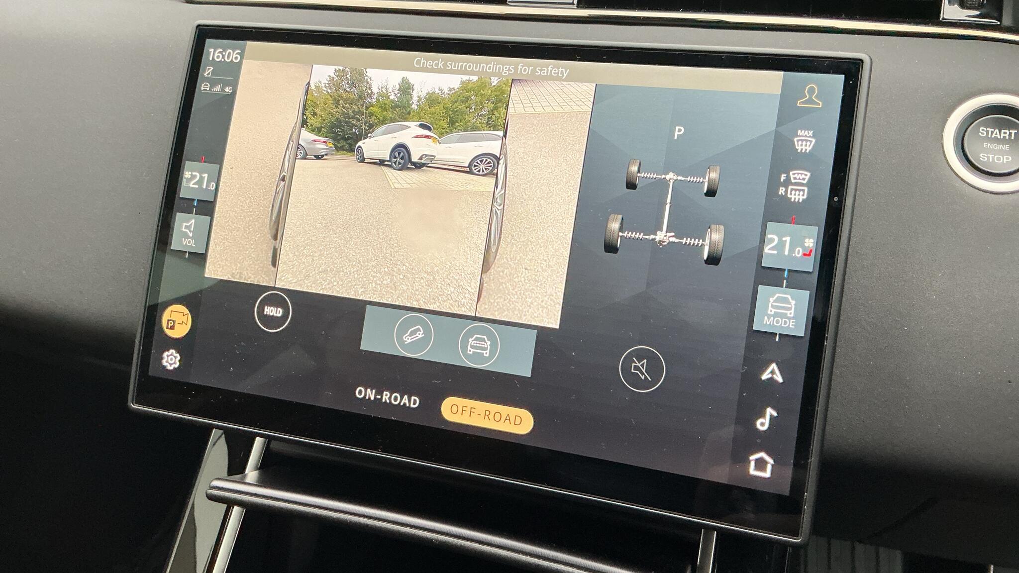 Land Rover Range Rover Evoque view 26