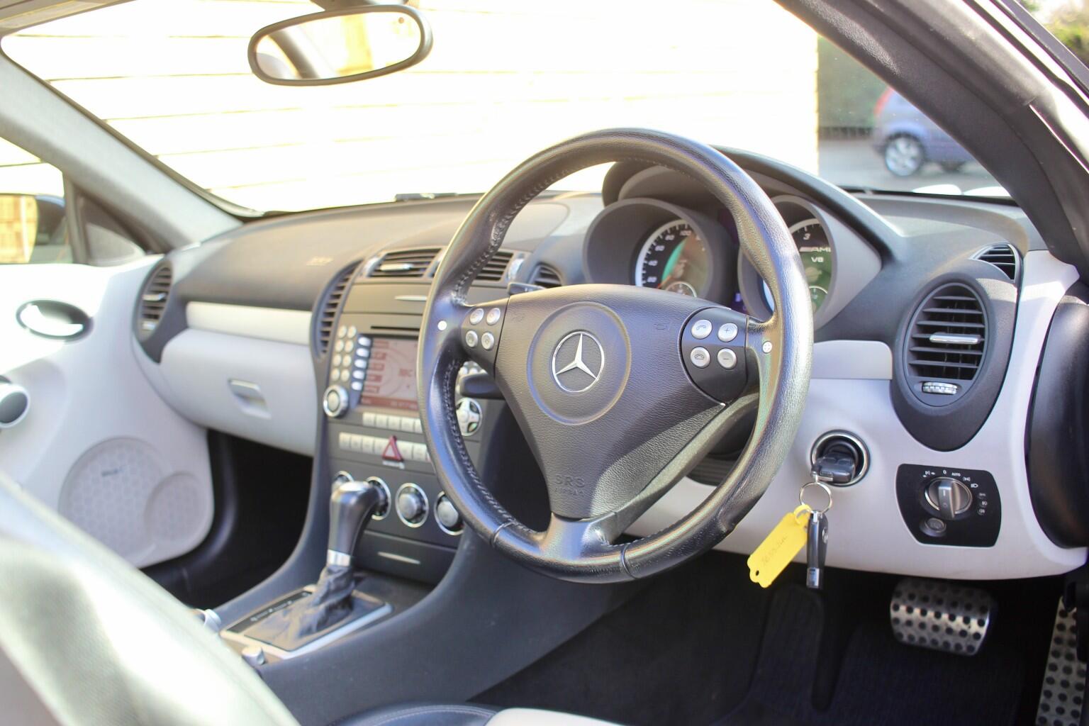 Mercedes-Benz SLK view 7