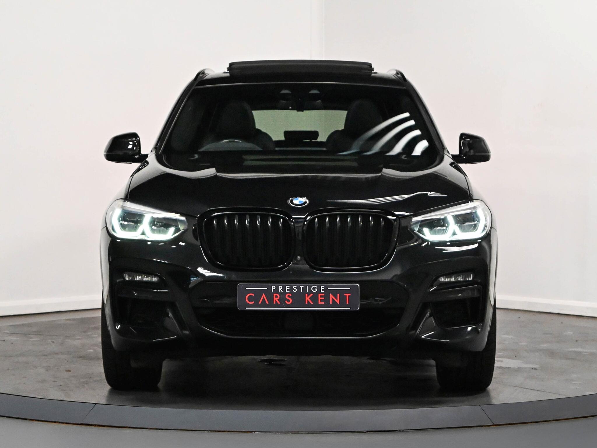BMW X3 view 22