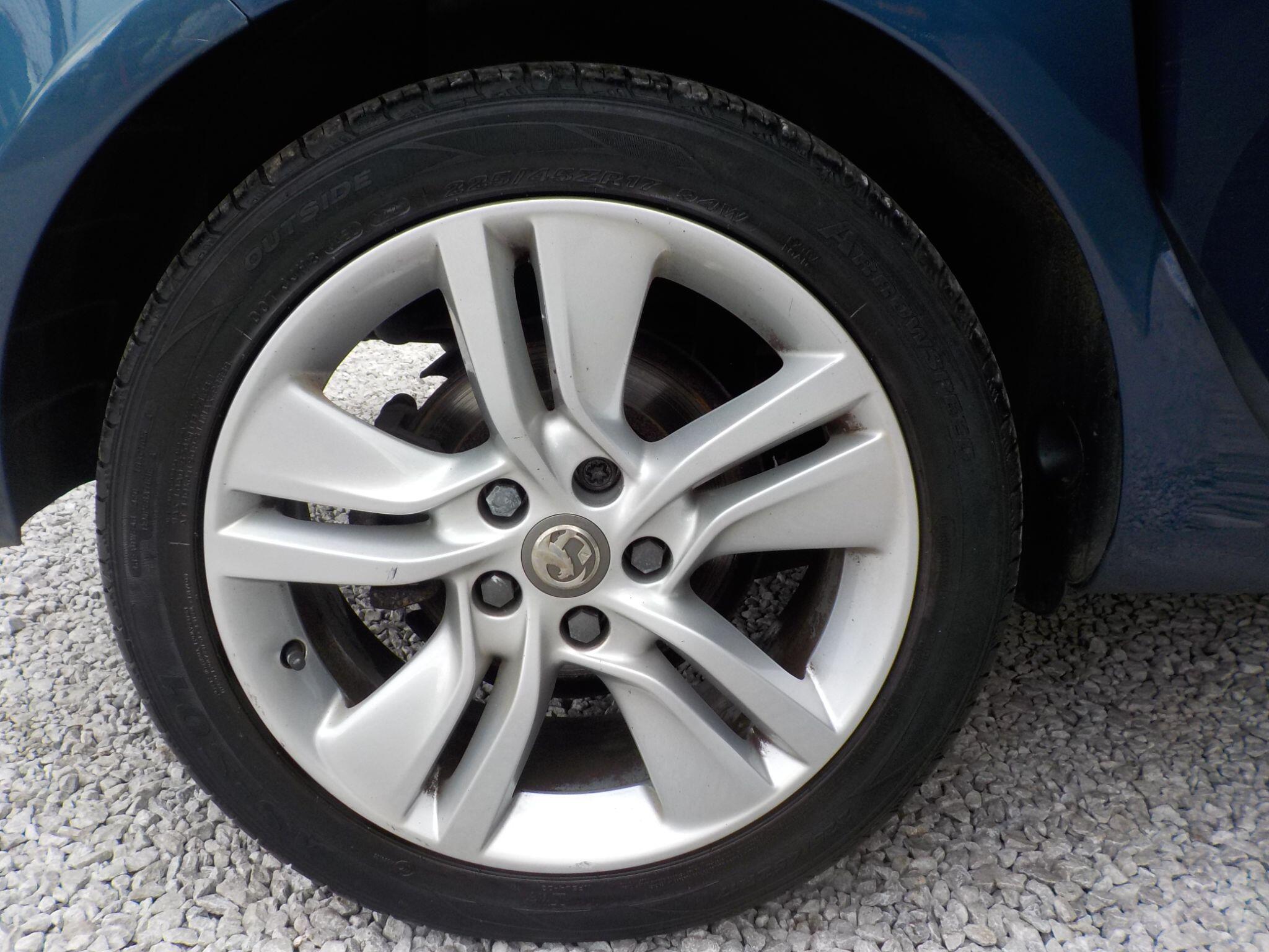 Vauxhall Meriva 1.4i Tech Line Euro 6 5dr