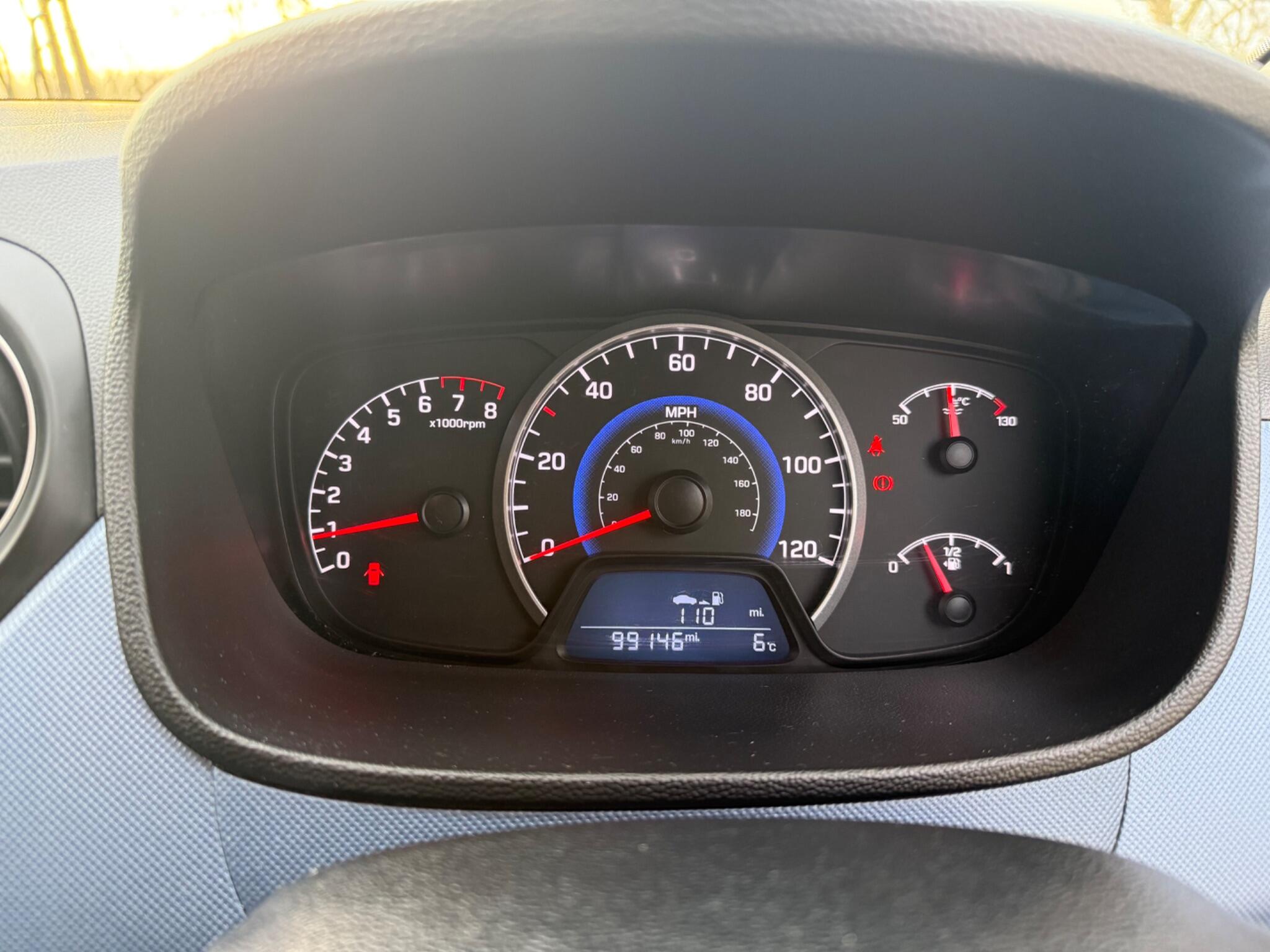 2016 Hyundai i10 1.0 Premium Euro 5 5dr • 99,000 miles image 18