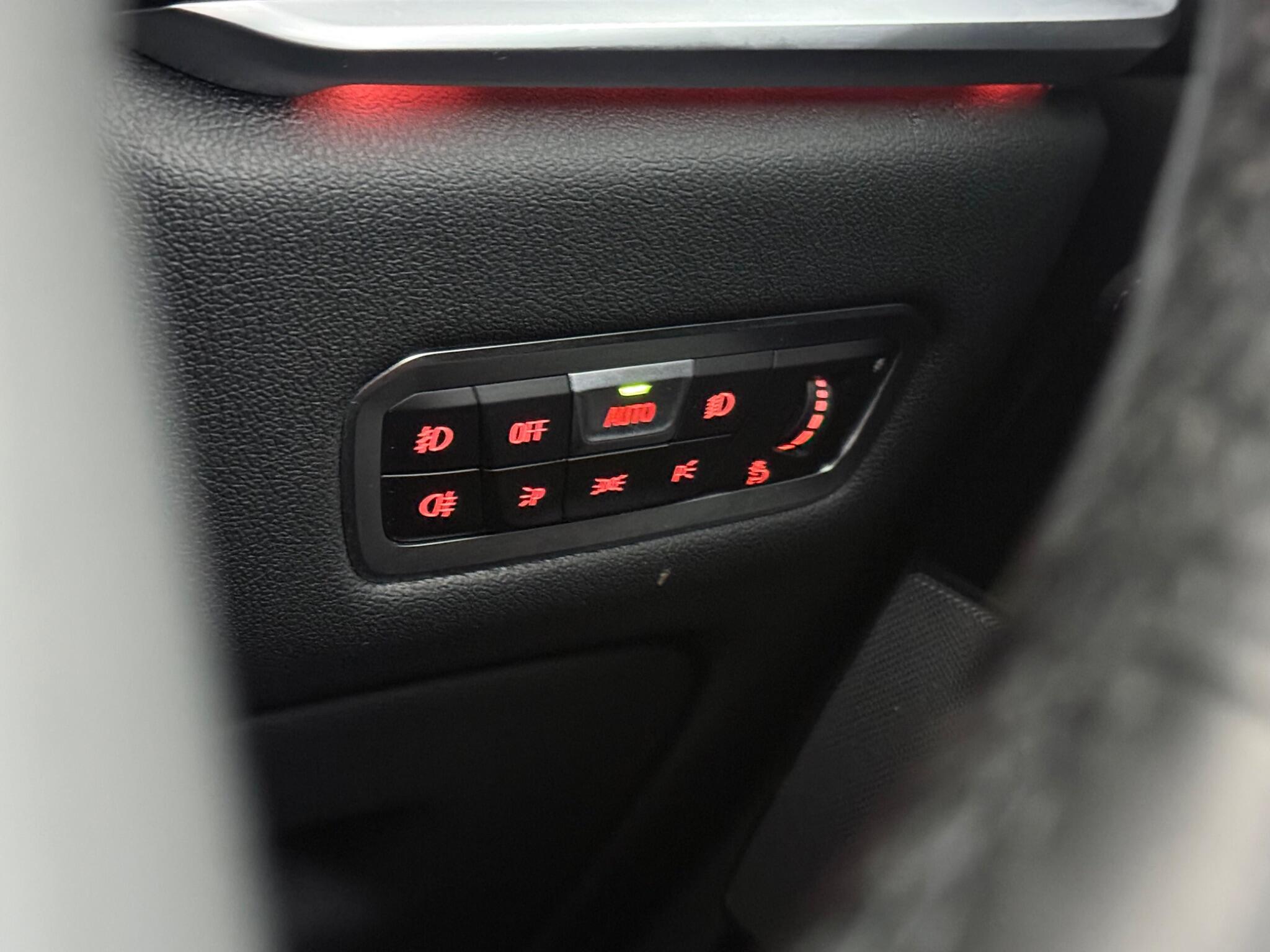 BMW X7 view 27