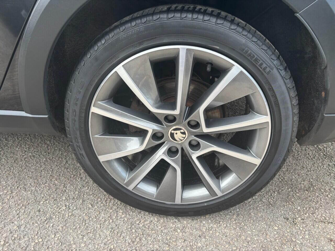 Skoda Octavia view 26