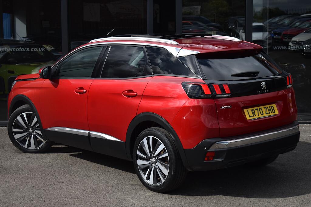 Peugeot 3008 view 2