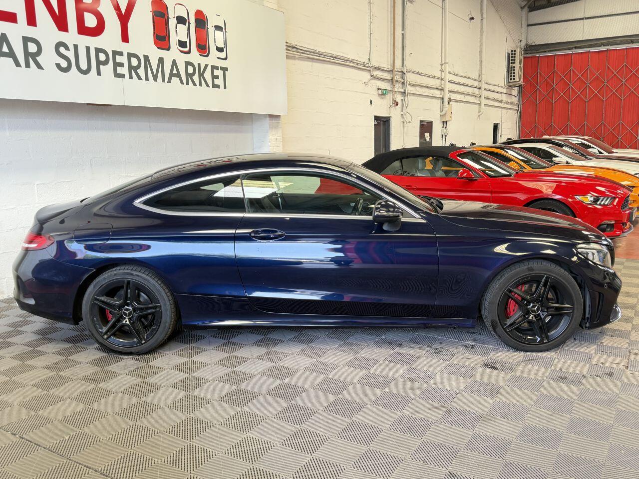 Mercedes-Benz C Class view 11