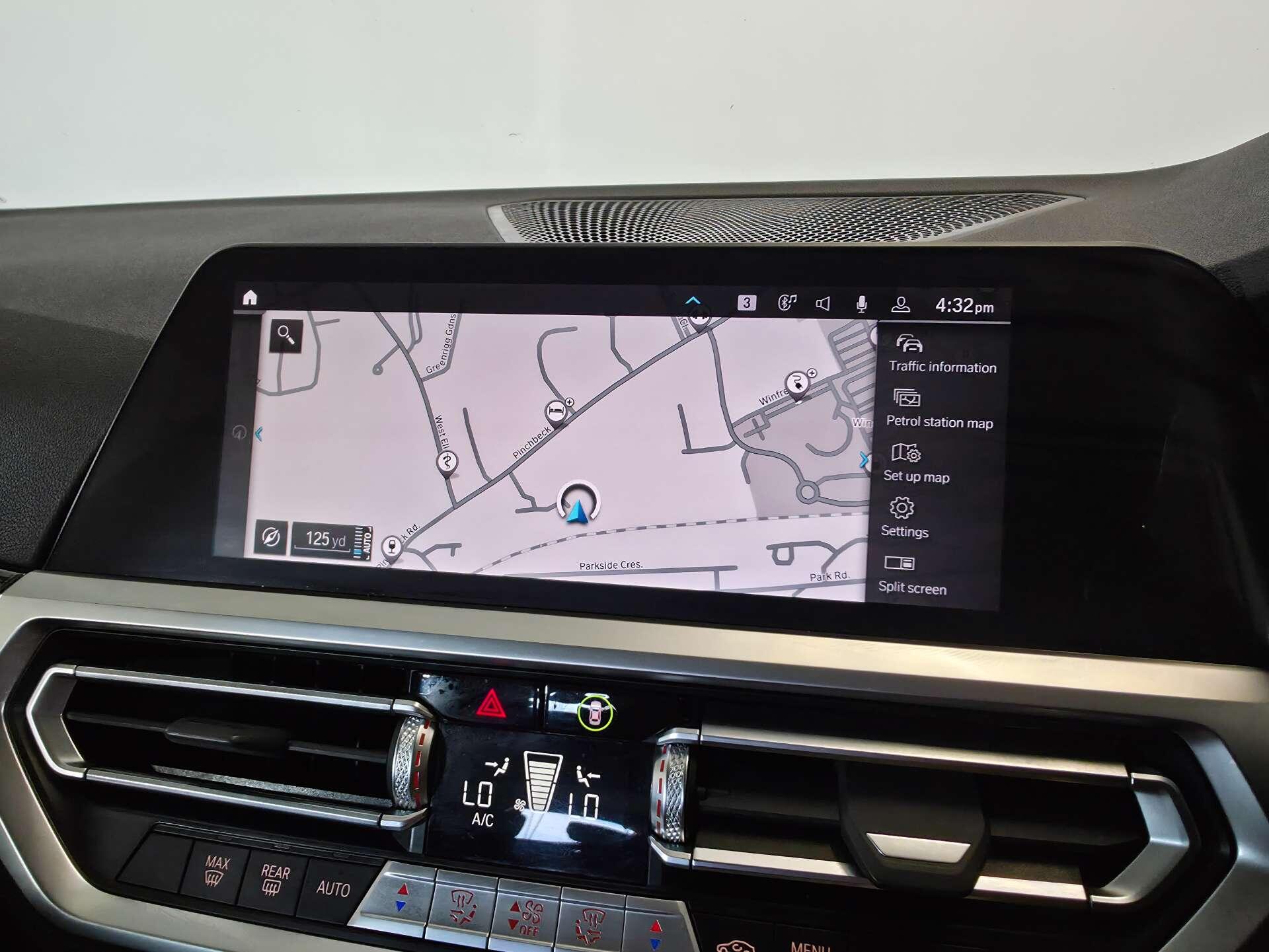 BMW 3 Series view 41