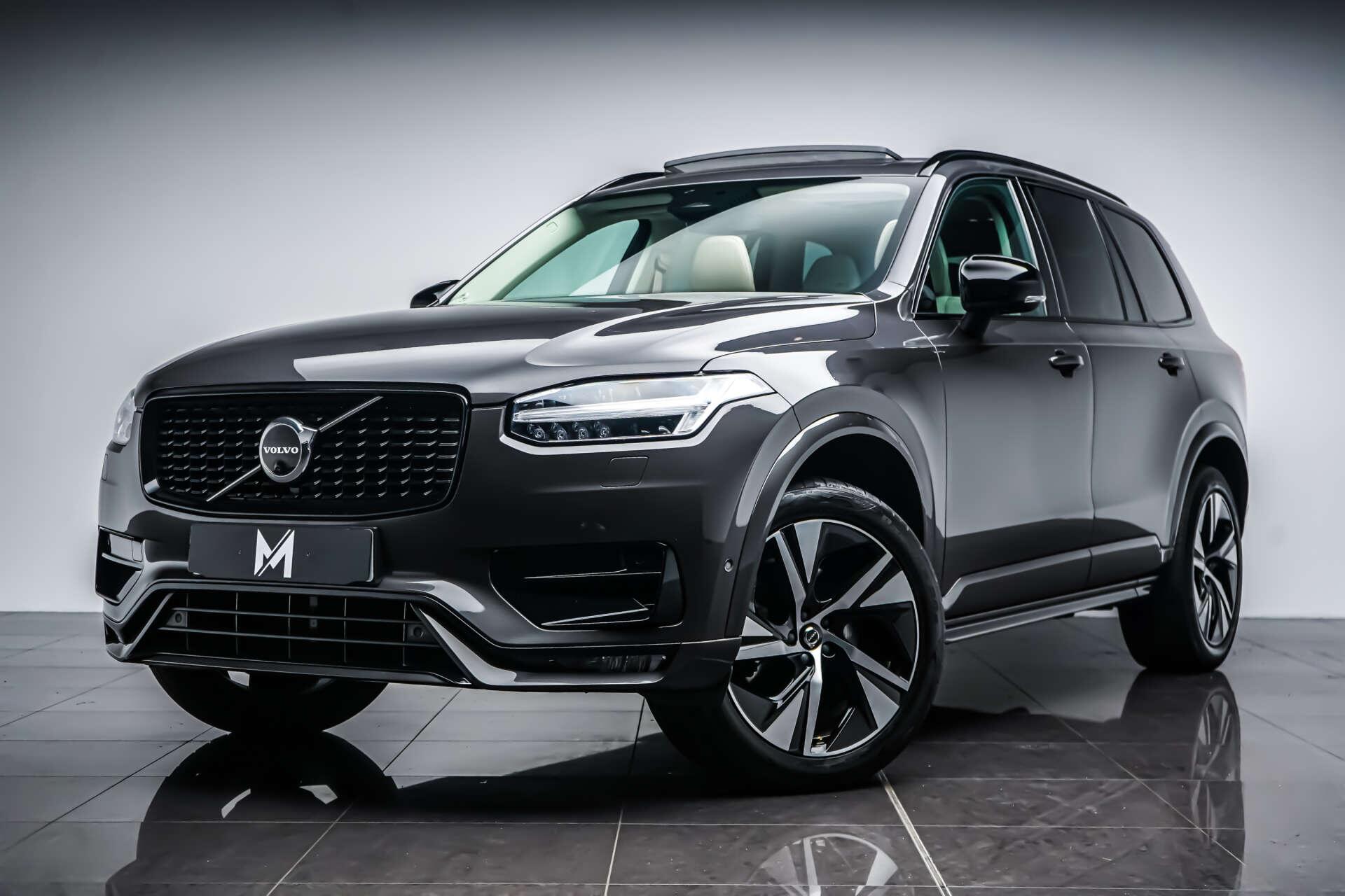 Volvo XC90 view 5