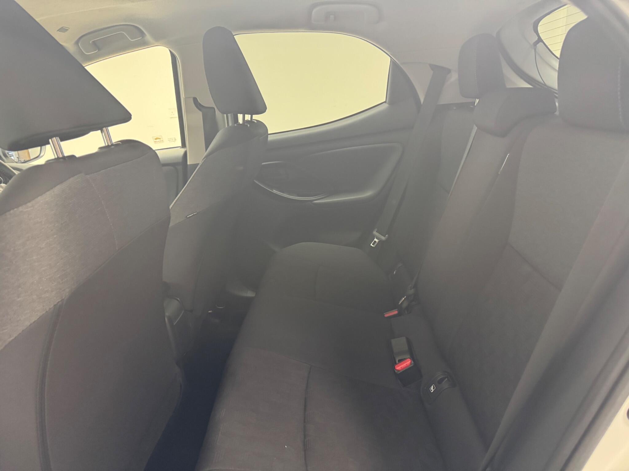 Toyota Yaris view 12