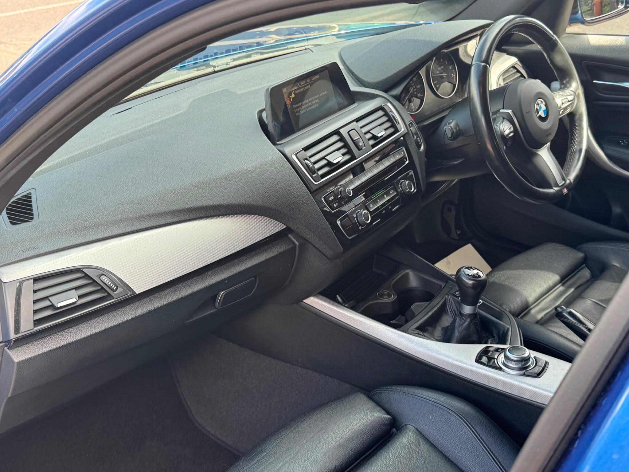 BMW 1 Series view 14