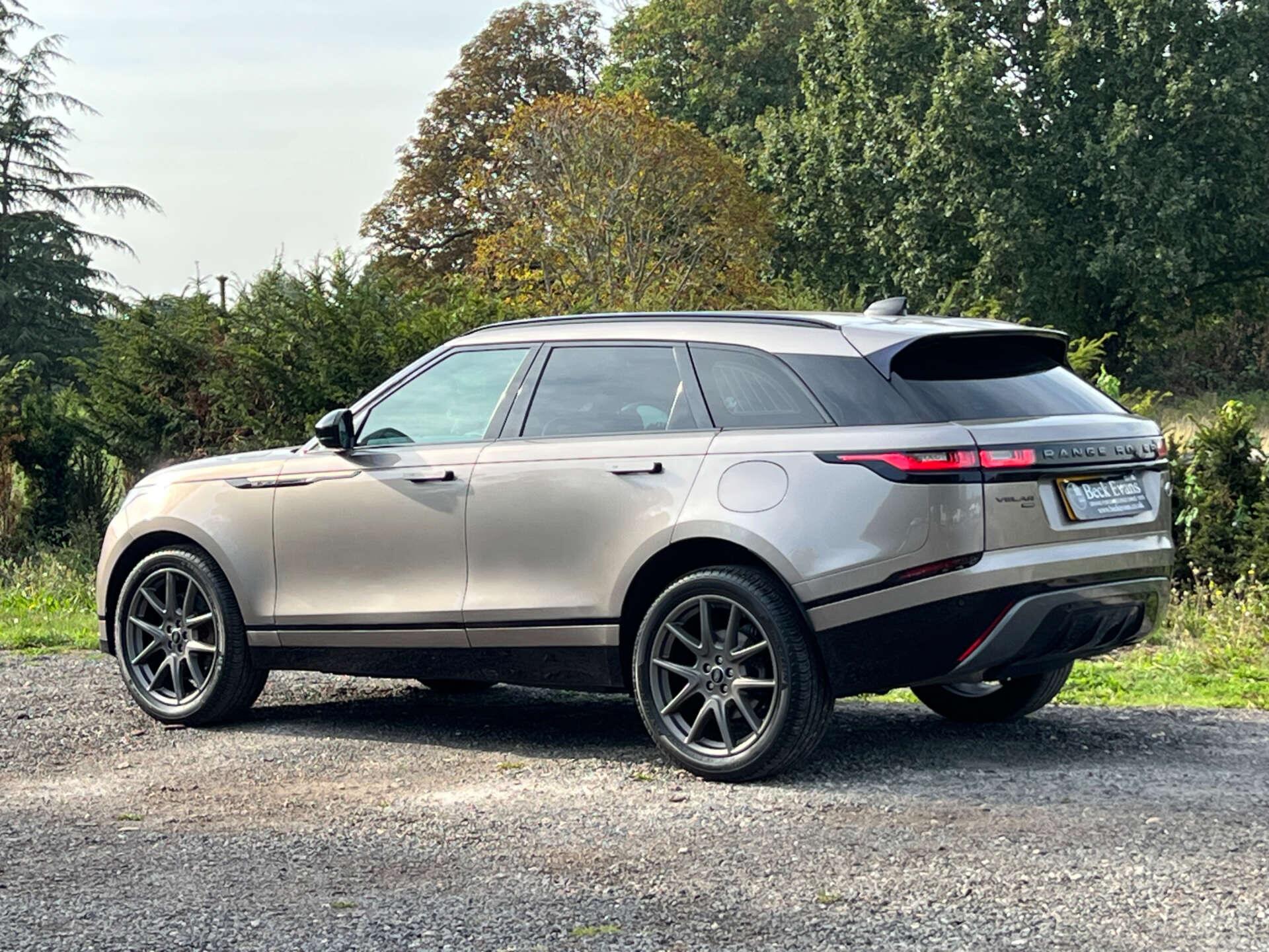 Land Rover Range Rover Velar view 5