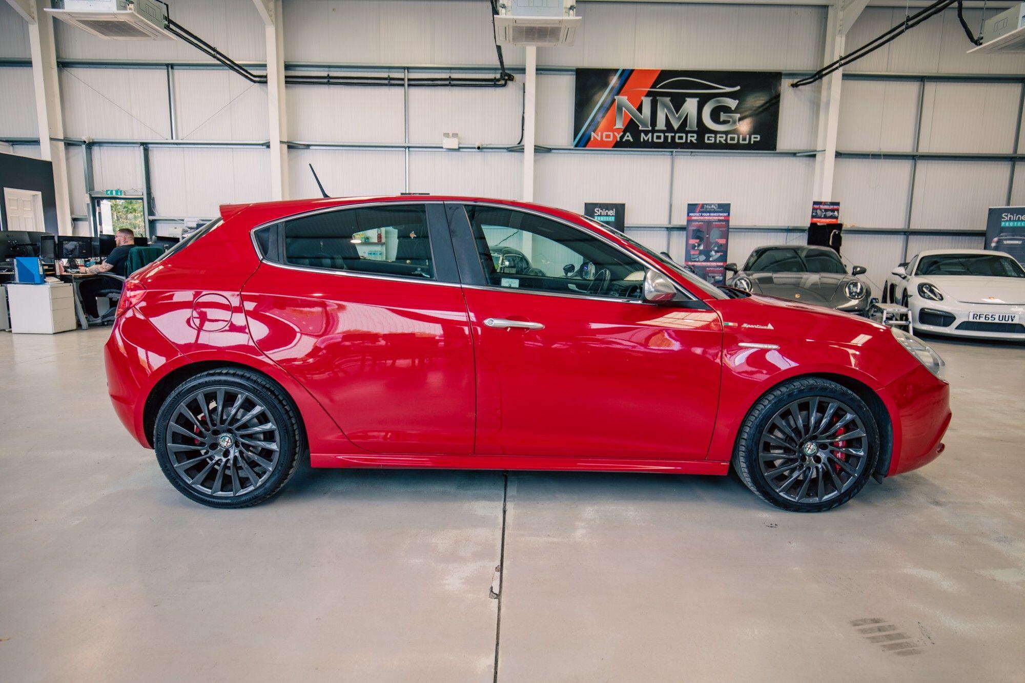 Alfa Romeo Giulietta view 23