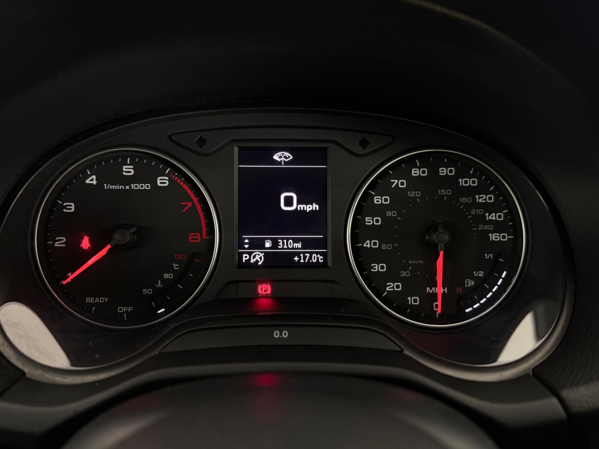 Audi Q2 view 16