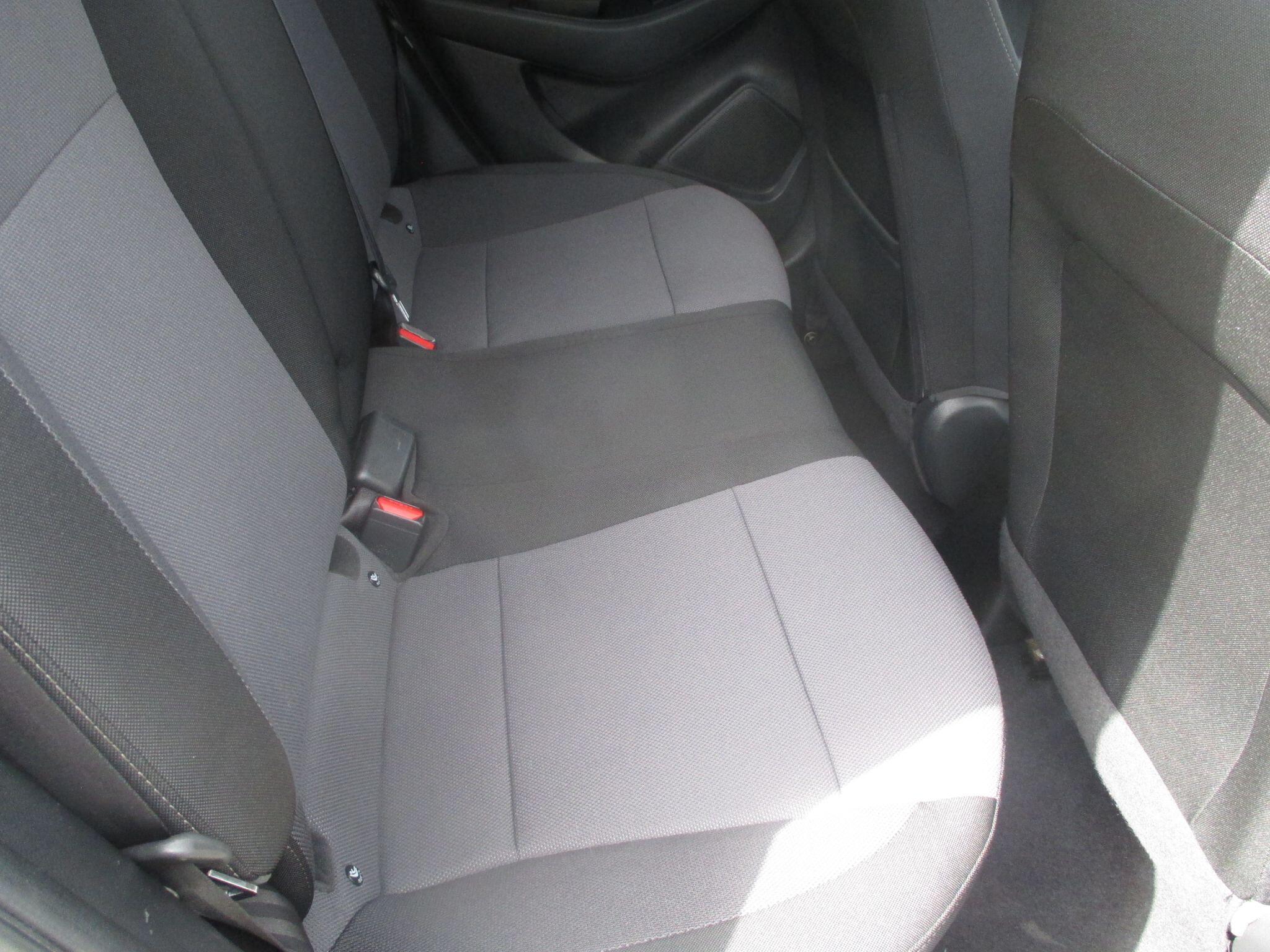 Hyundai I20 view 25