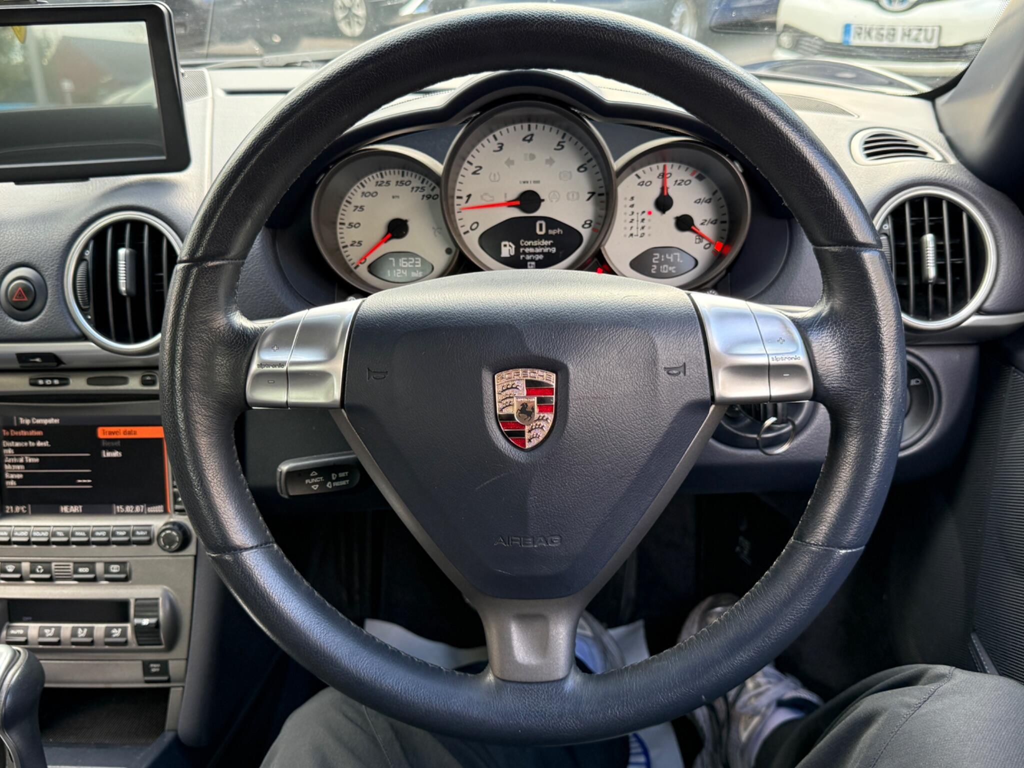 Porsche Cayman - Image 60
