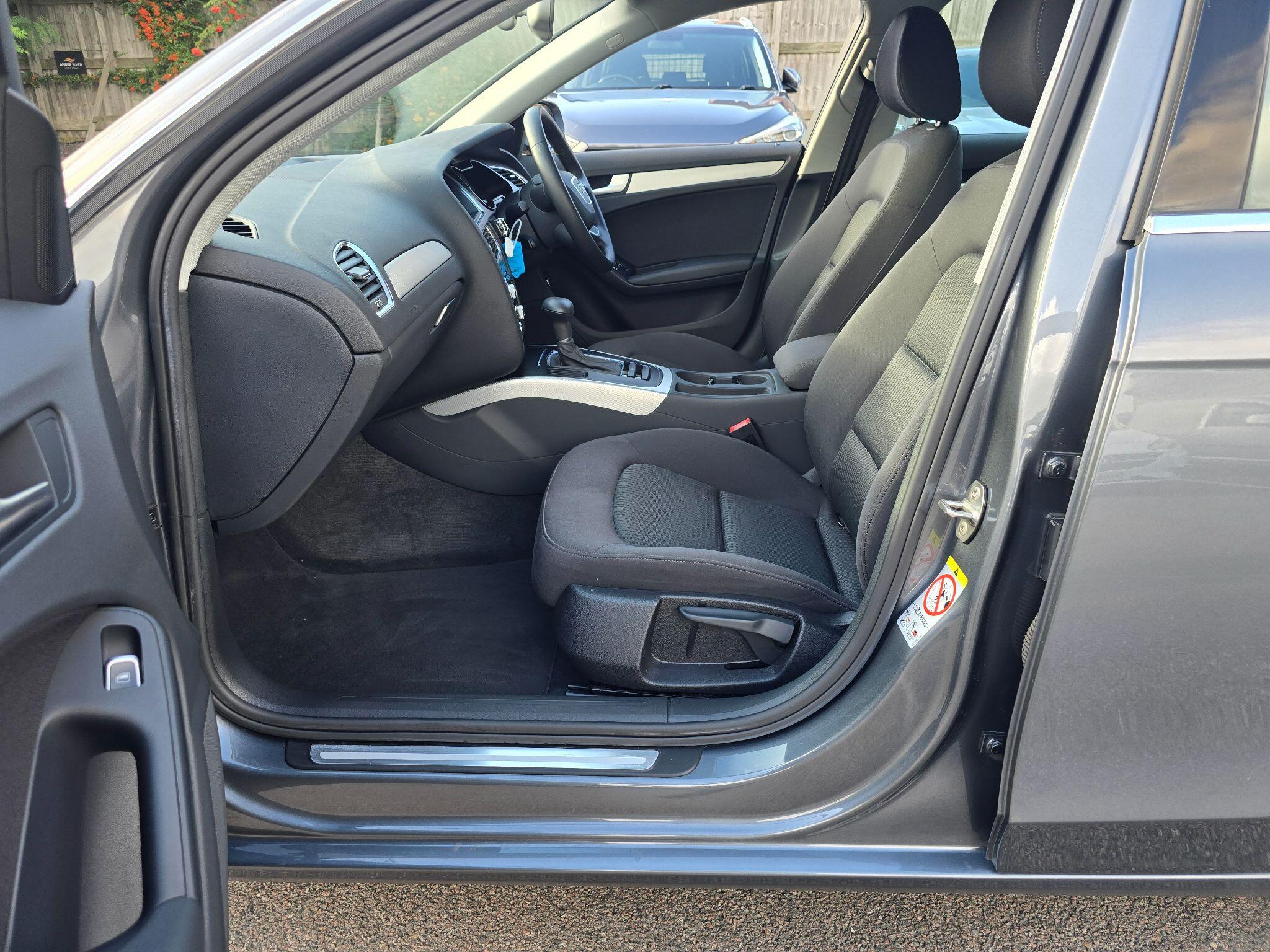 Audi A4 view 41