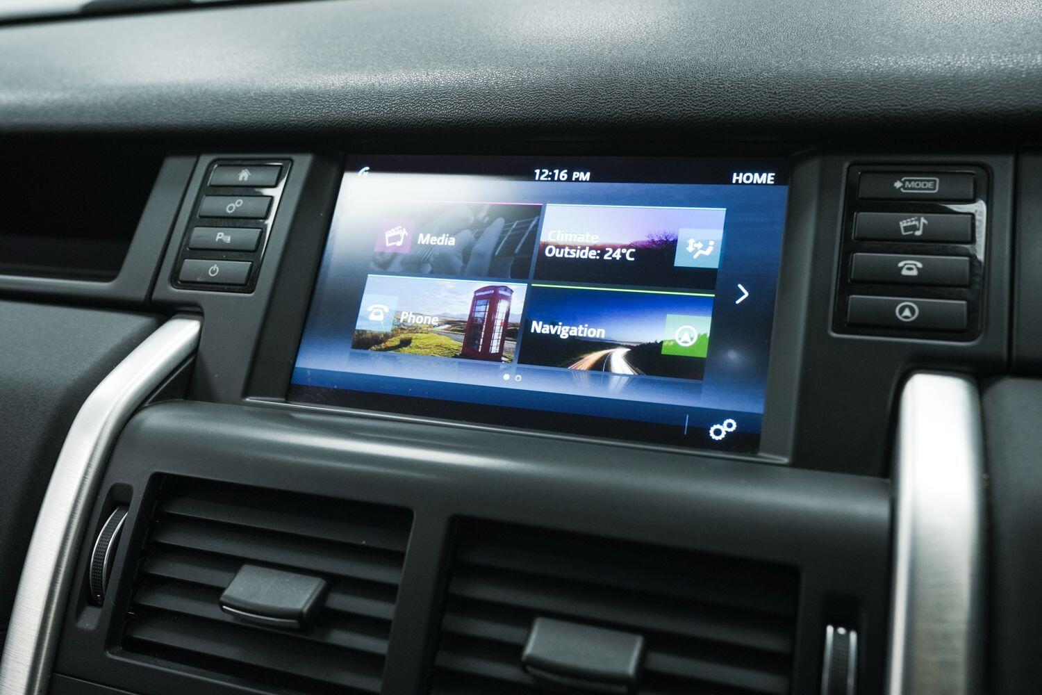 Land Rover Discovery Sport view 23
