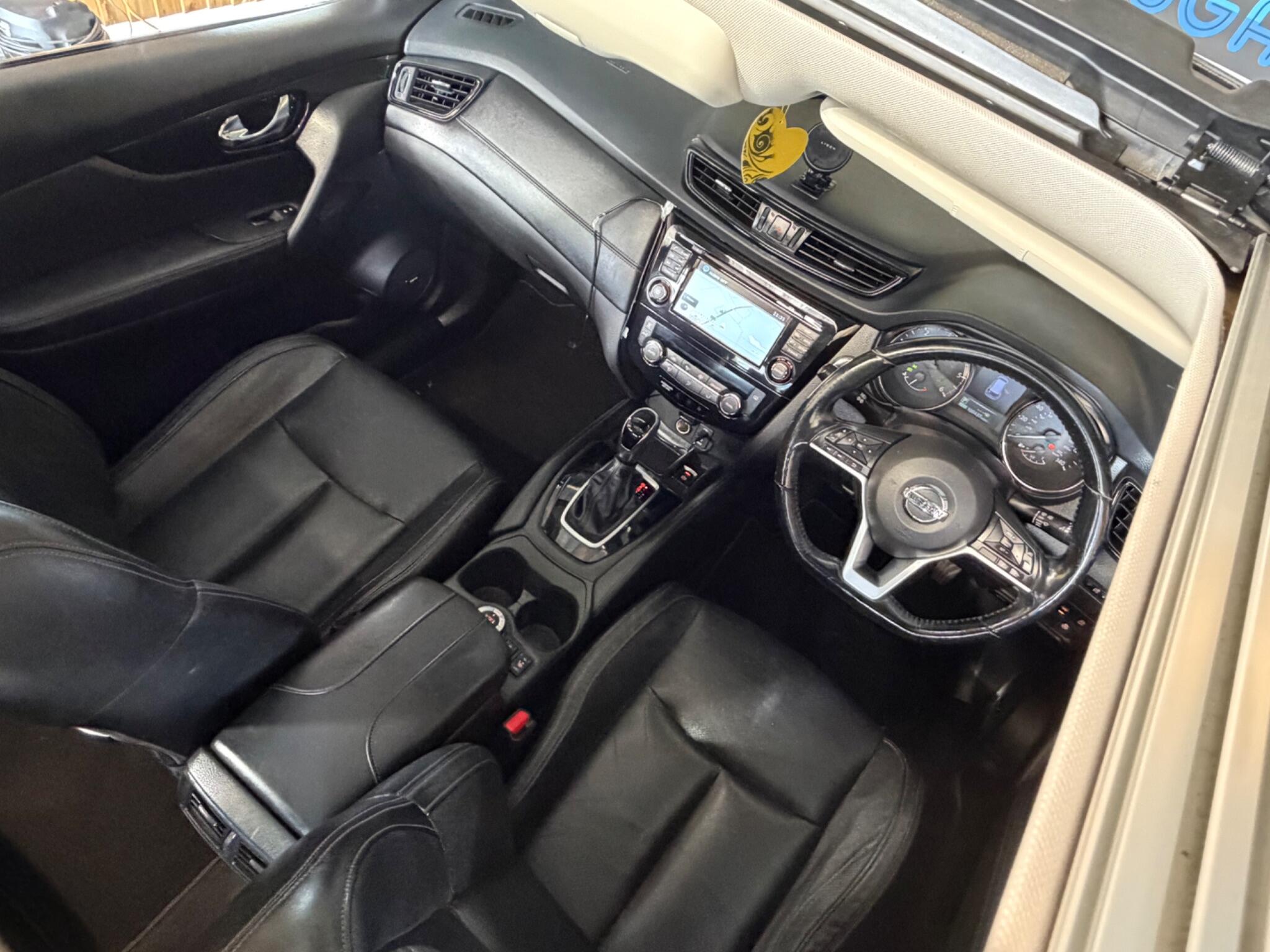 Nissan X-Trail view 20
