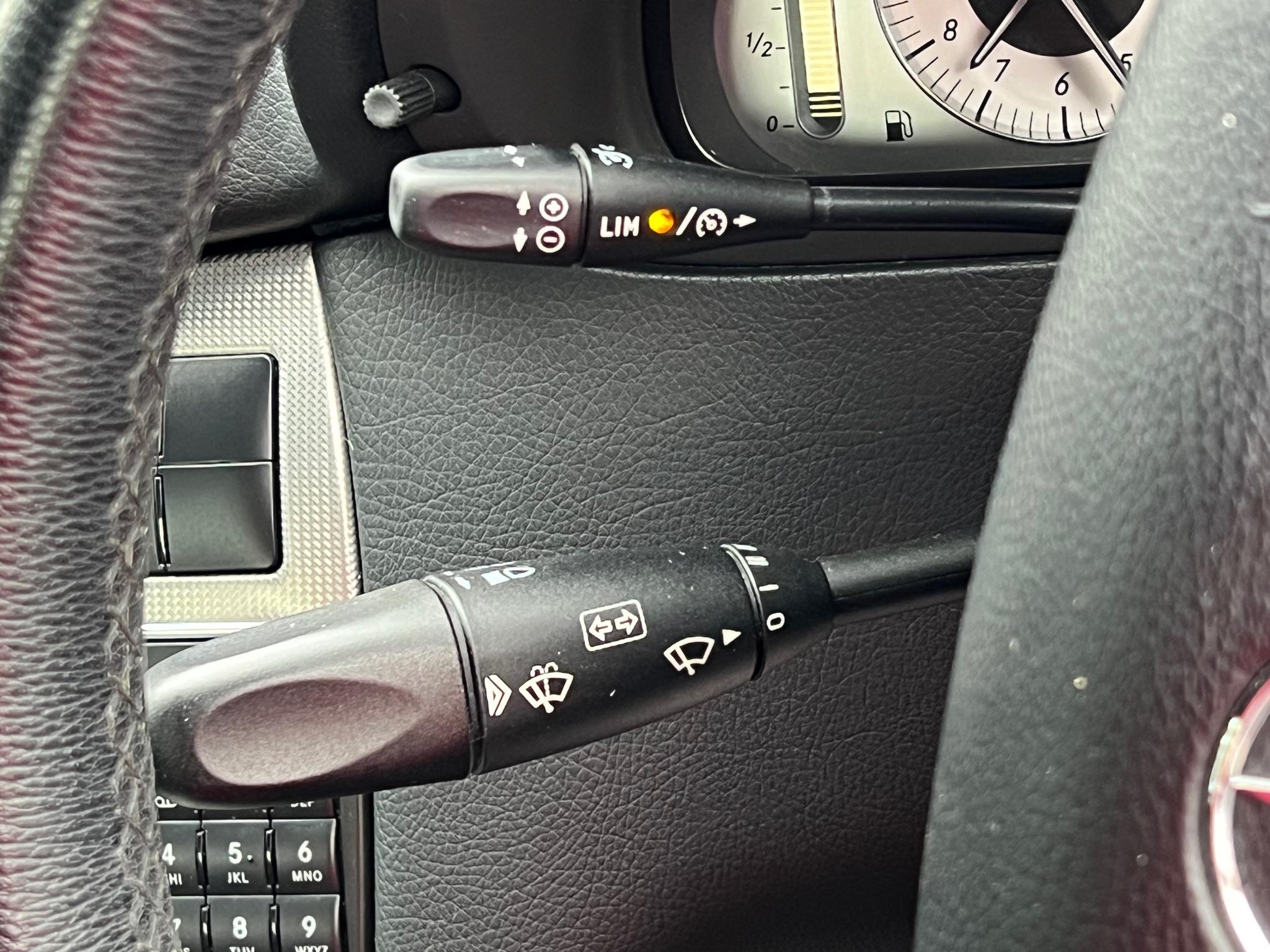 2008 Mercedes-Benz CLK image 26