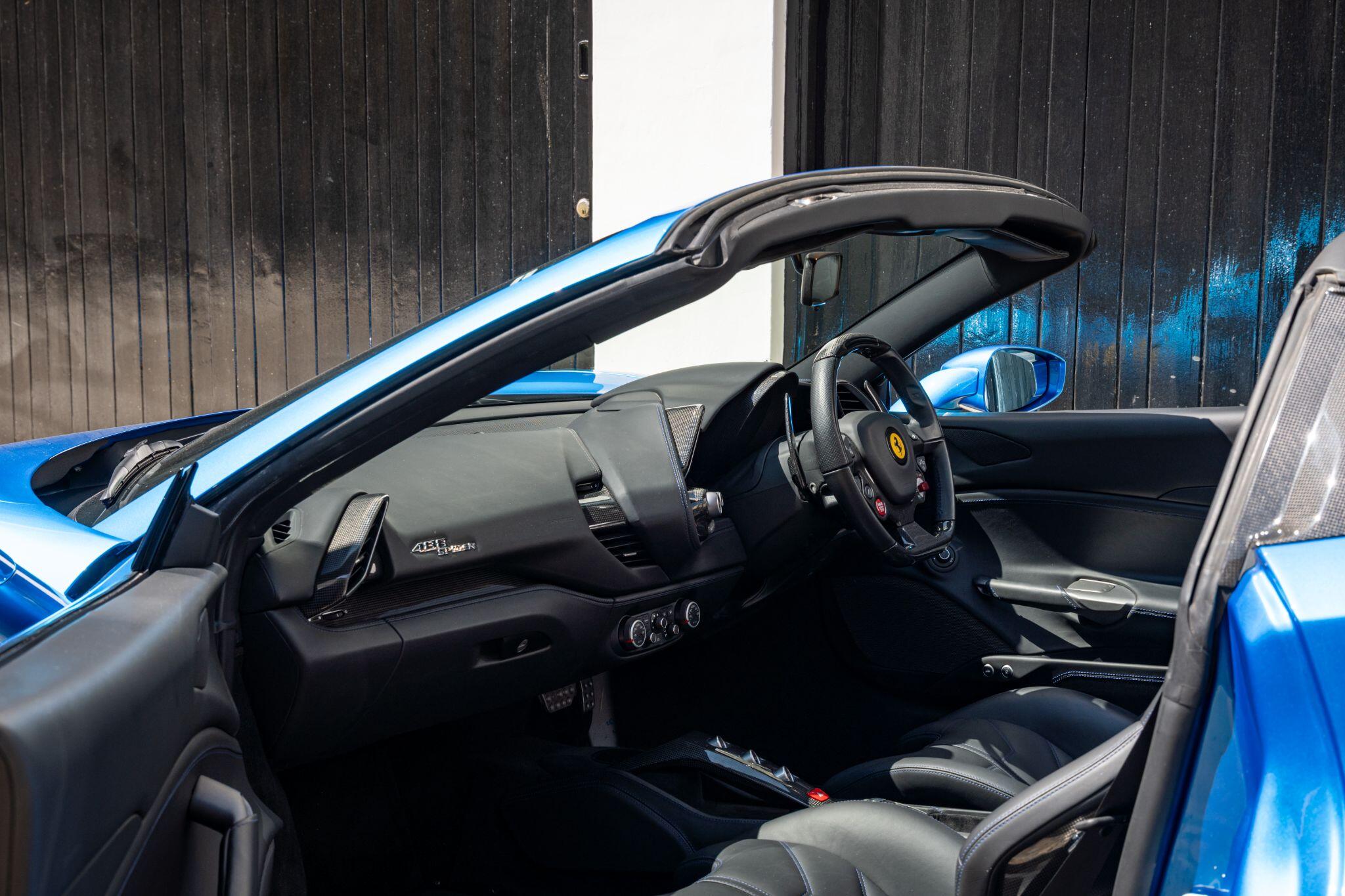 Ferrari 488 view 44
