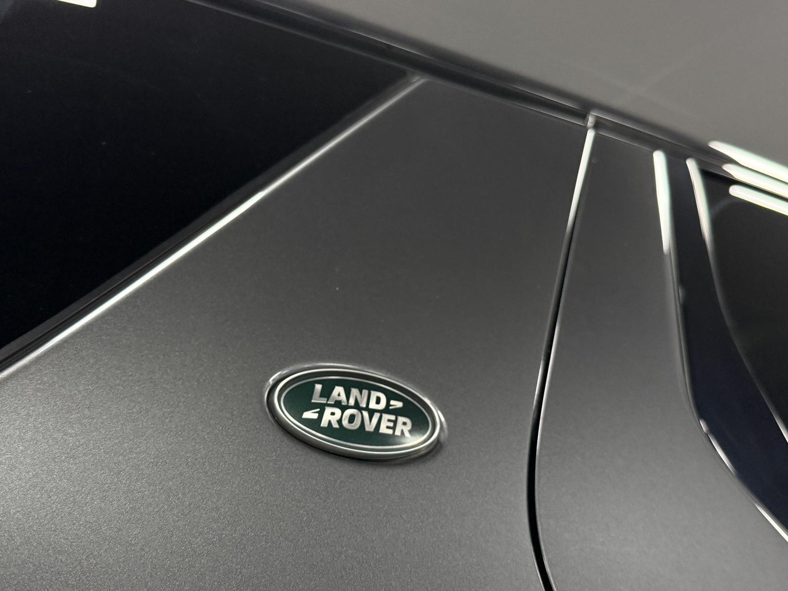 Land Rover Discovery Sport view 29