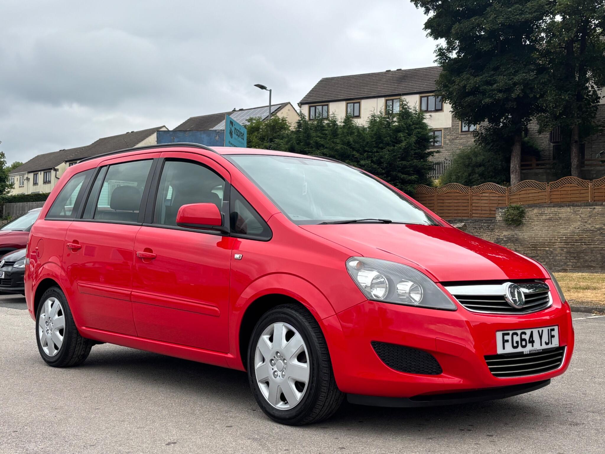 Vauxhall Zafira view 3