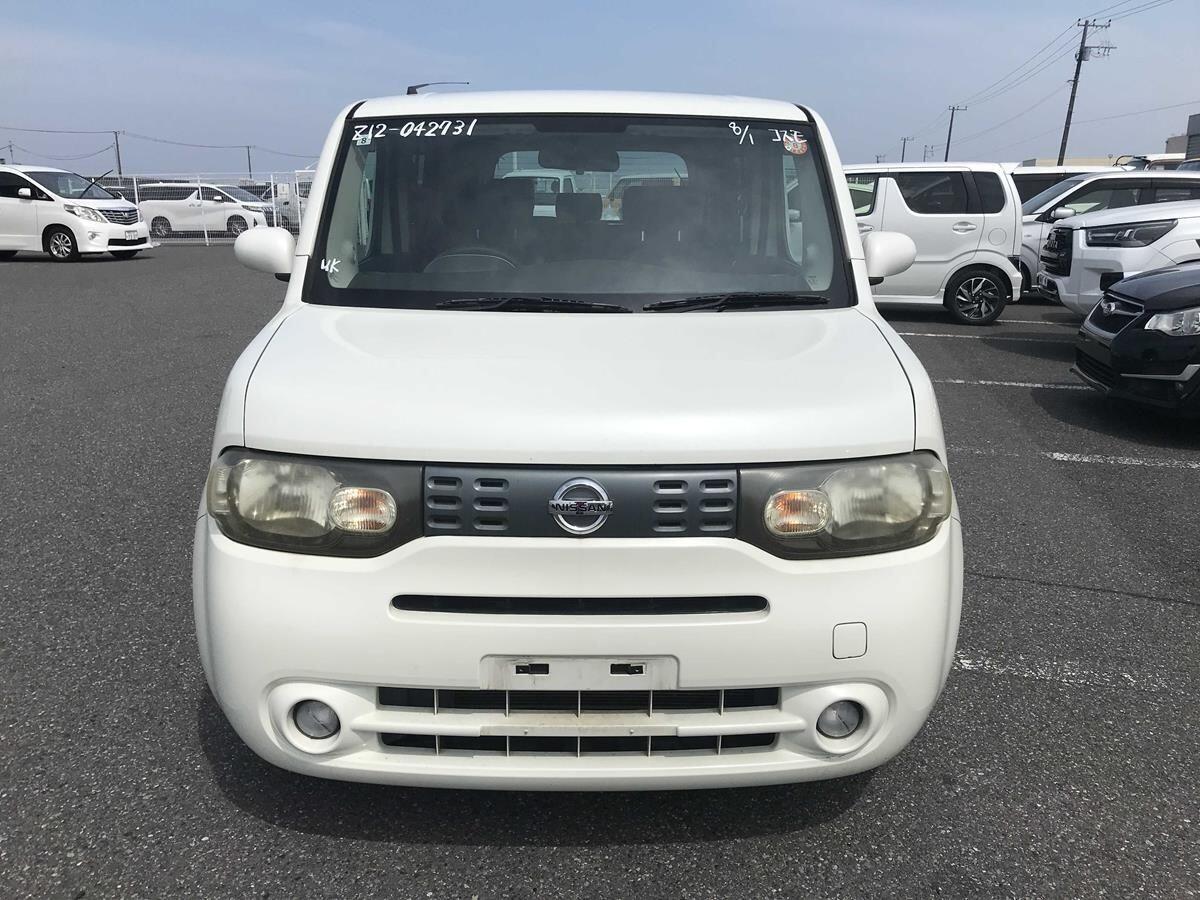 Nissan Cube view 10