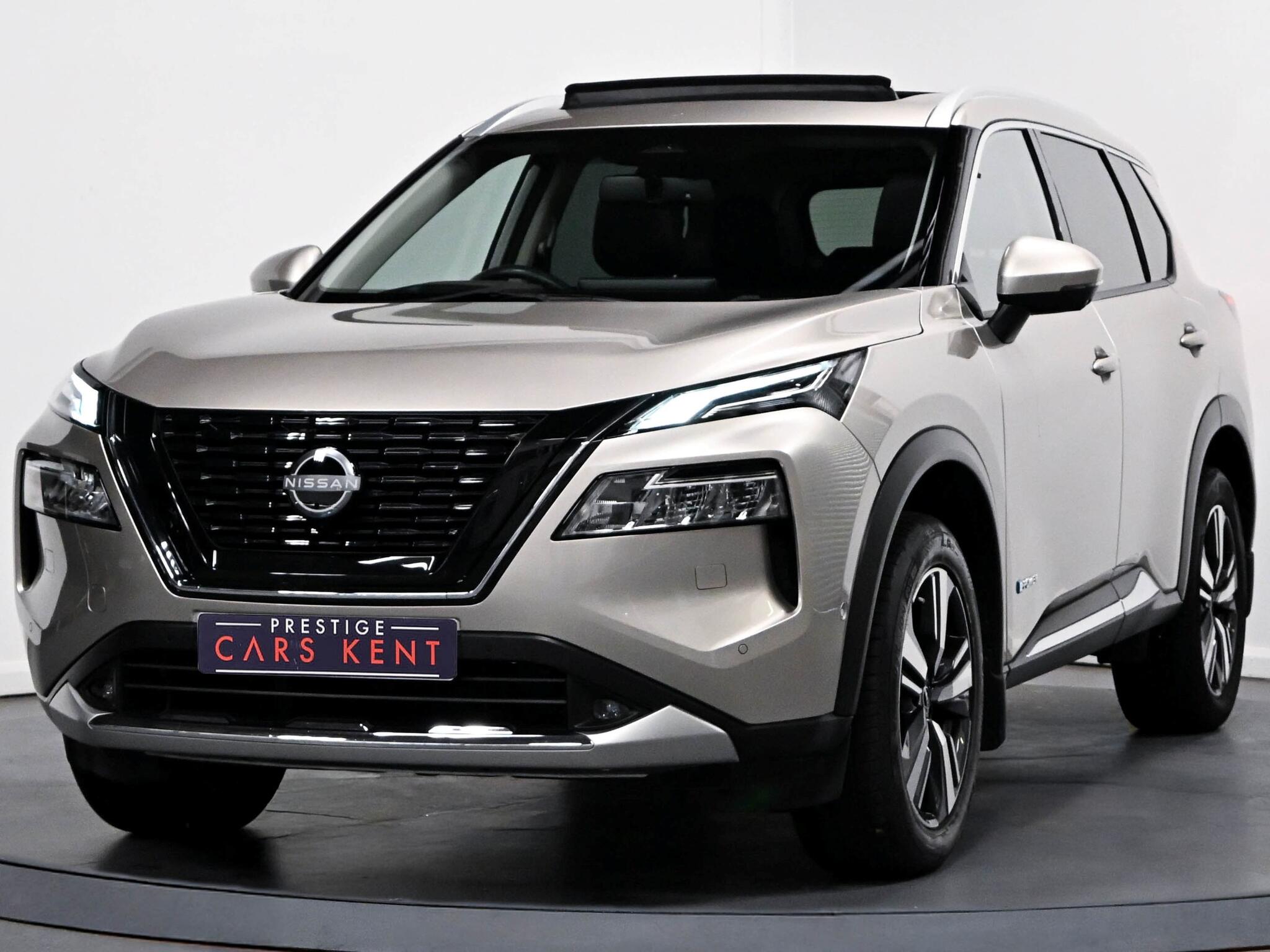 Nissan X-Trail view 6