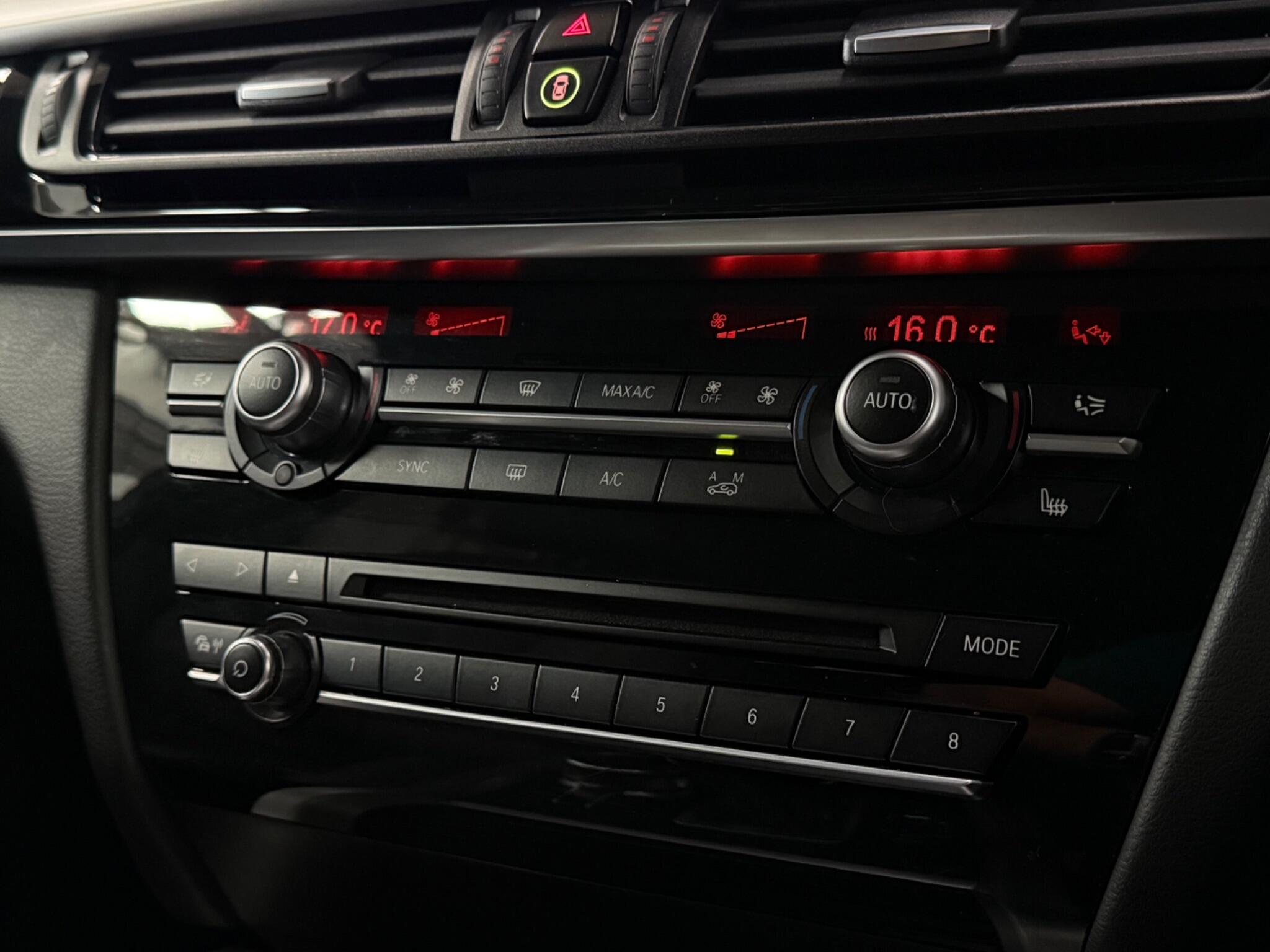 BMW X5 view 22