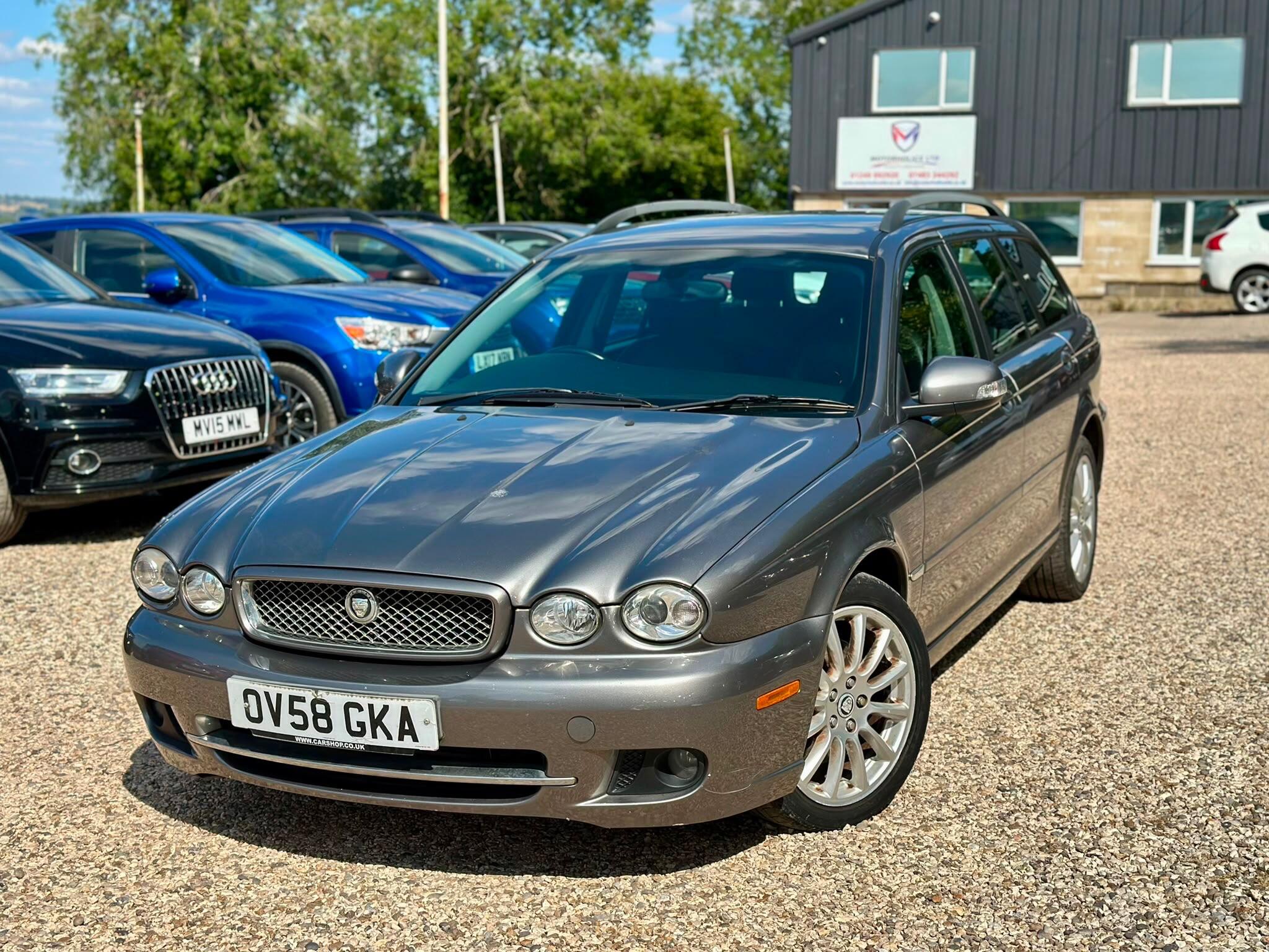 Jaguar X-Type view 3