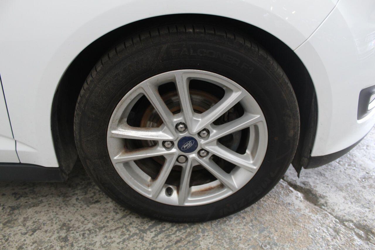 Ford C-Max view 54