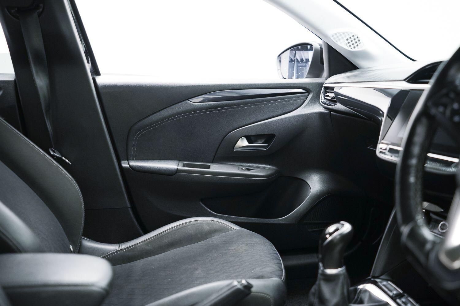 Vauxhall Corsa view 21