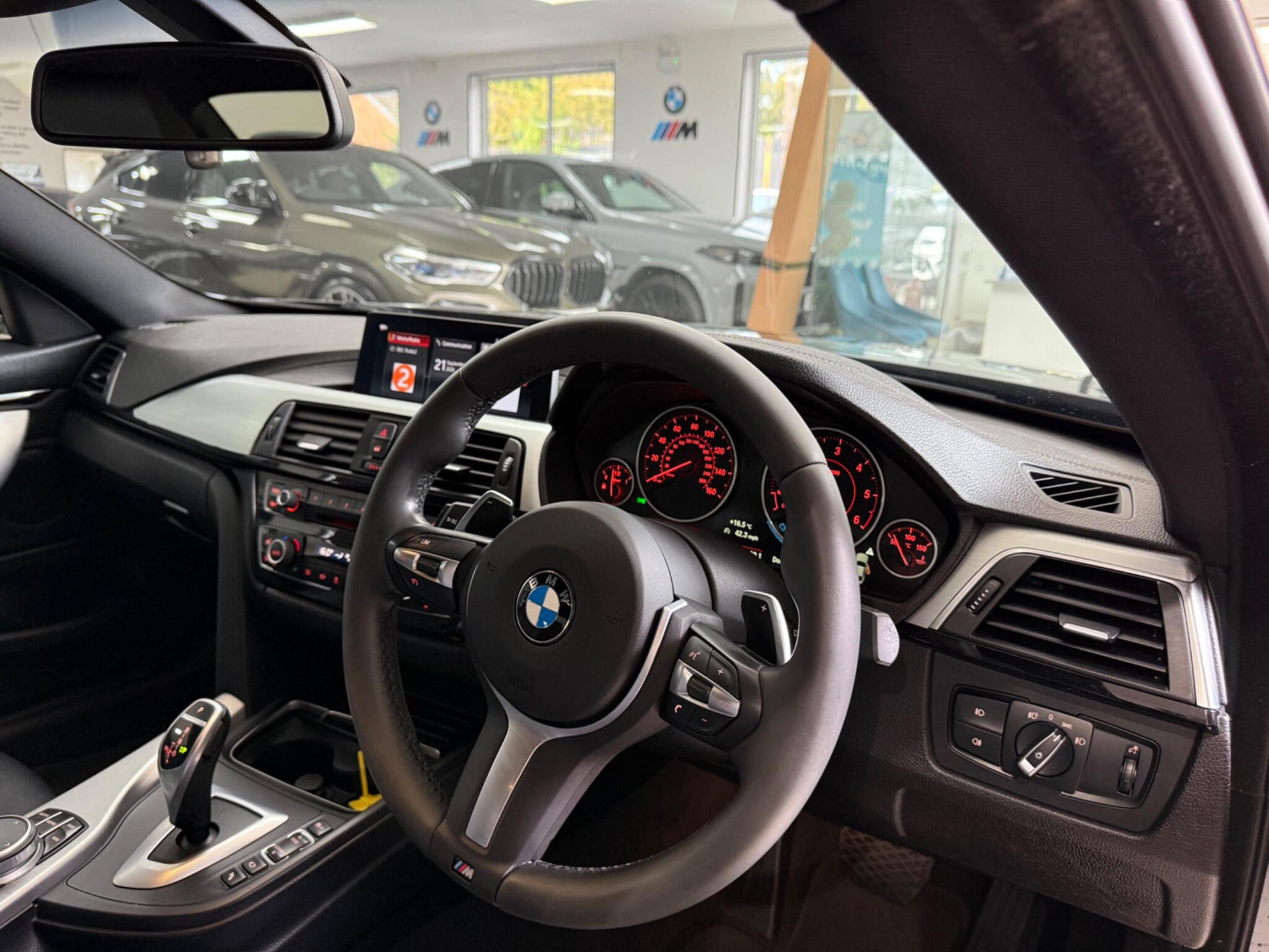 BMW 4 Series view 26