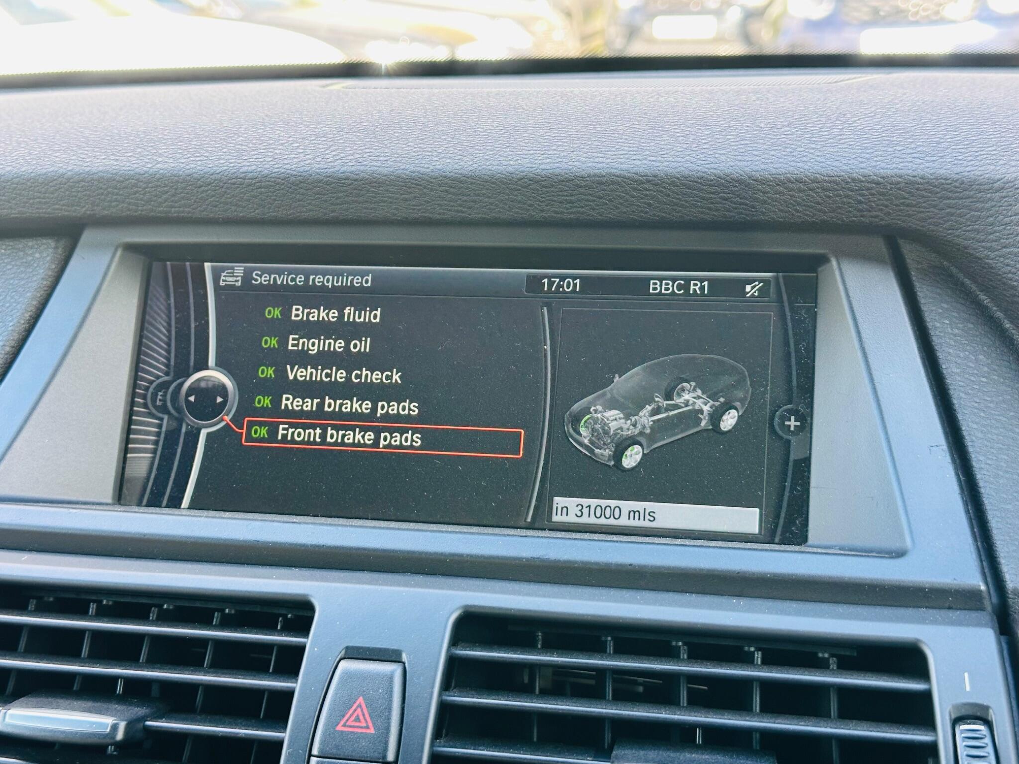BMW X6 view 42