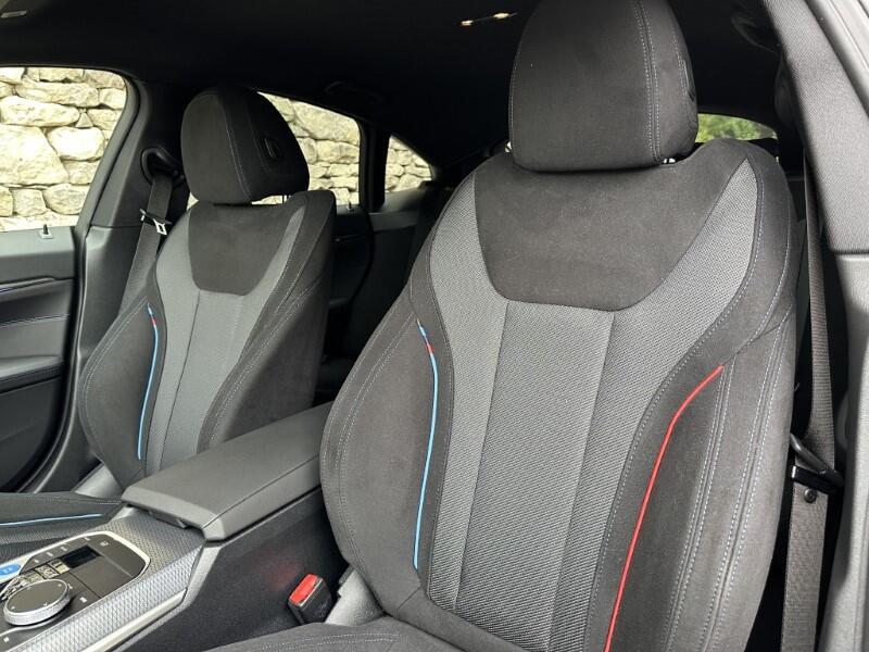 BMW i4 view 36