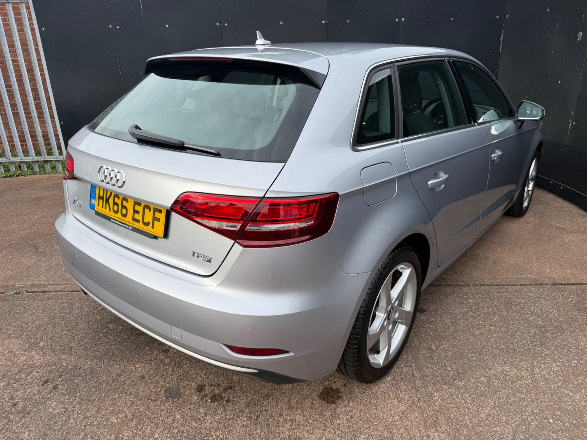 Audi A3 view 17