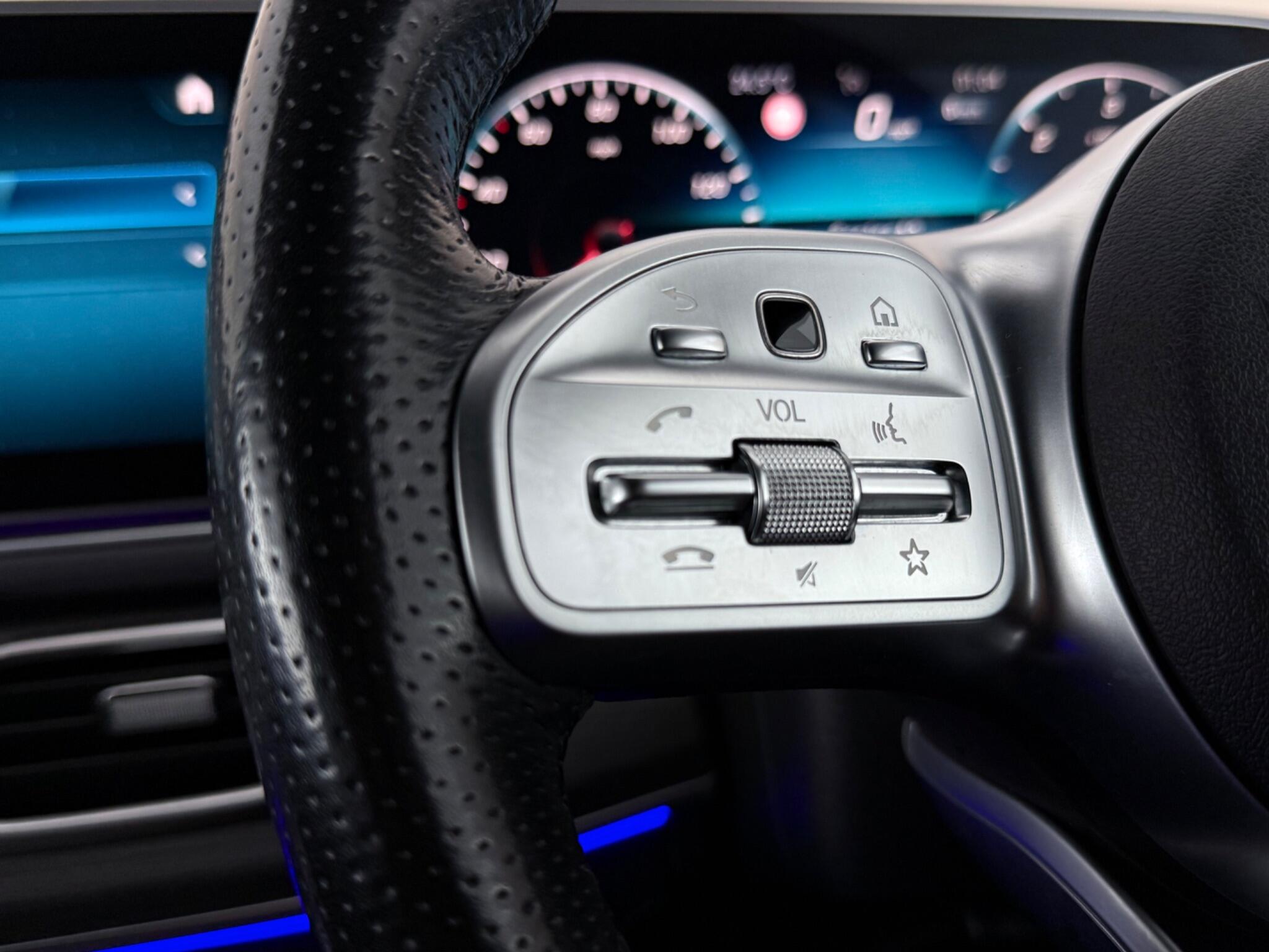 Mercedes-Benz GLE view 15