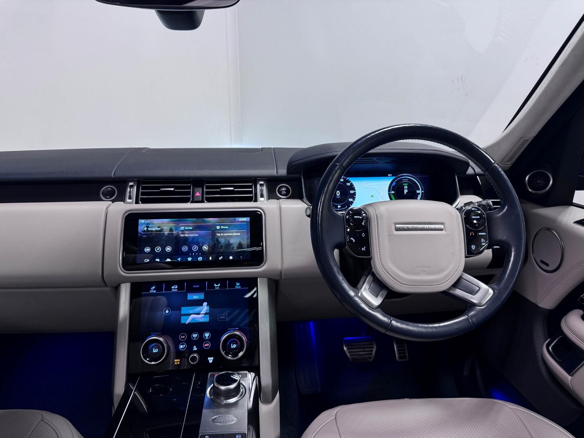 Land Rover Range Rover view 36
