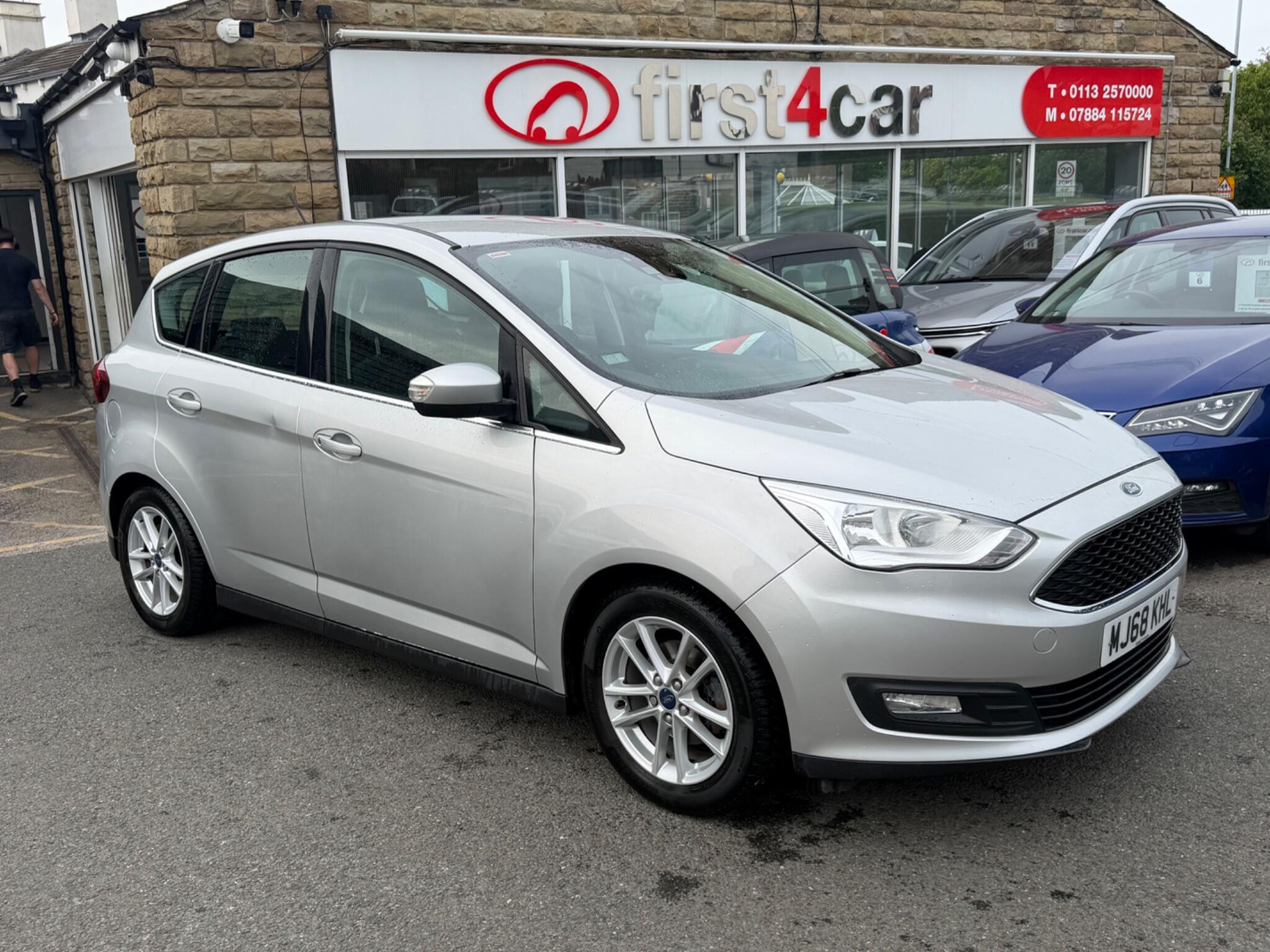 Ford C-Max view 12