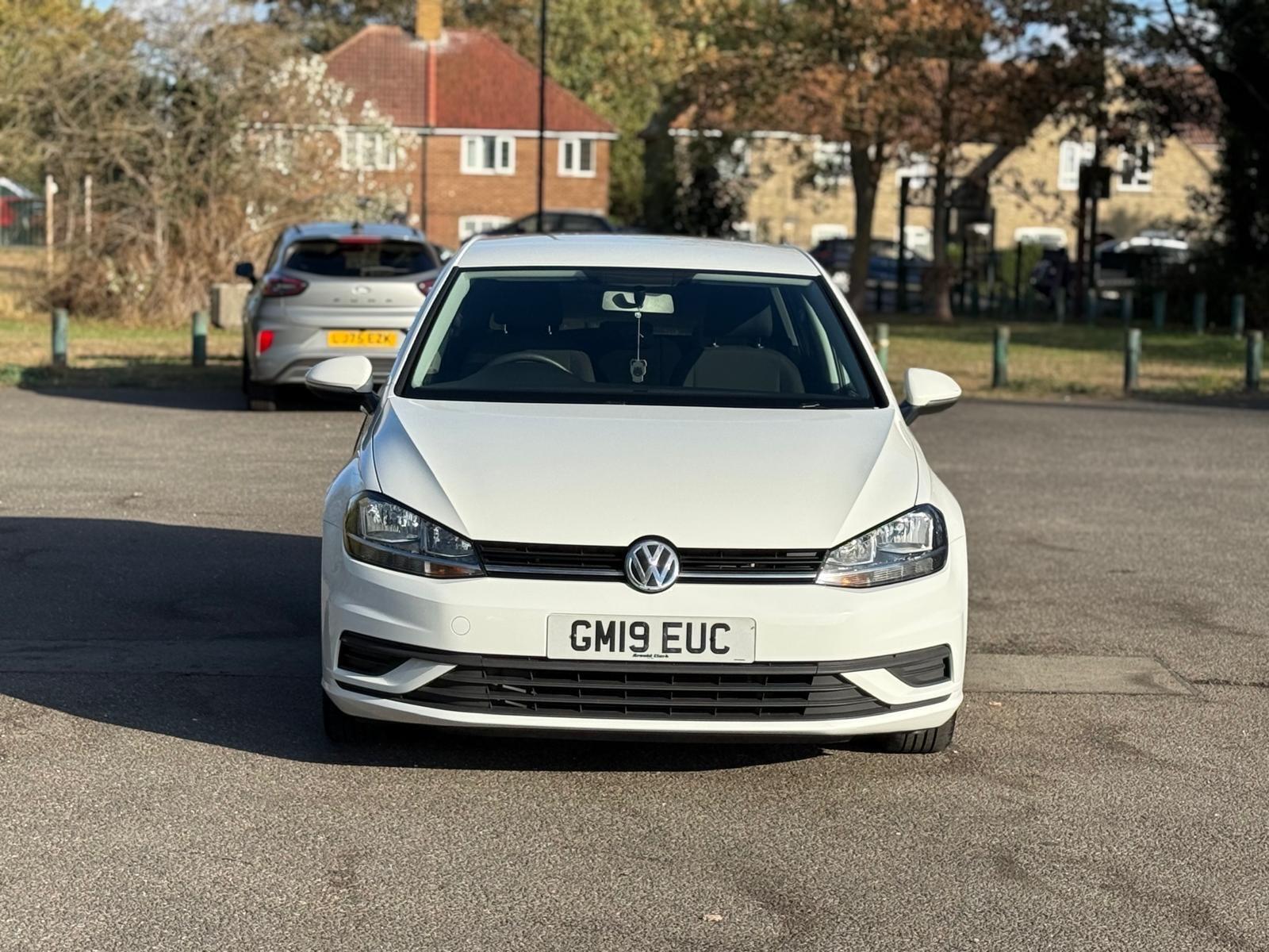 Volkswagen Golf view 13