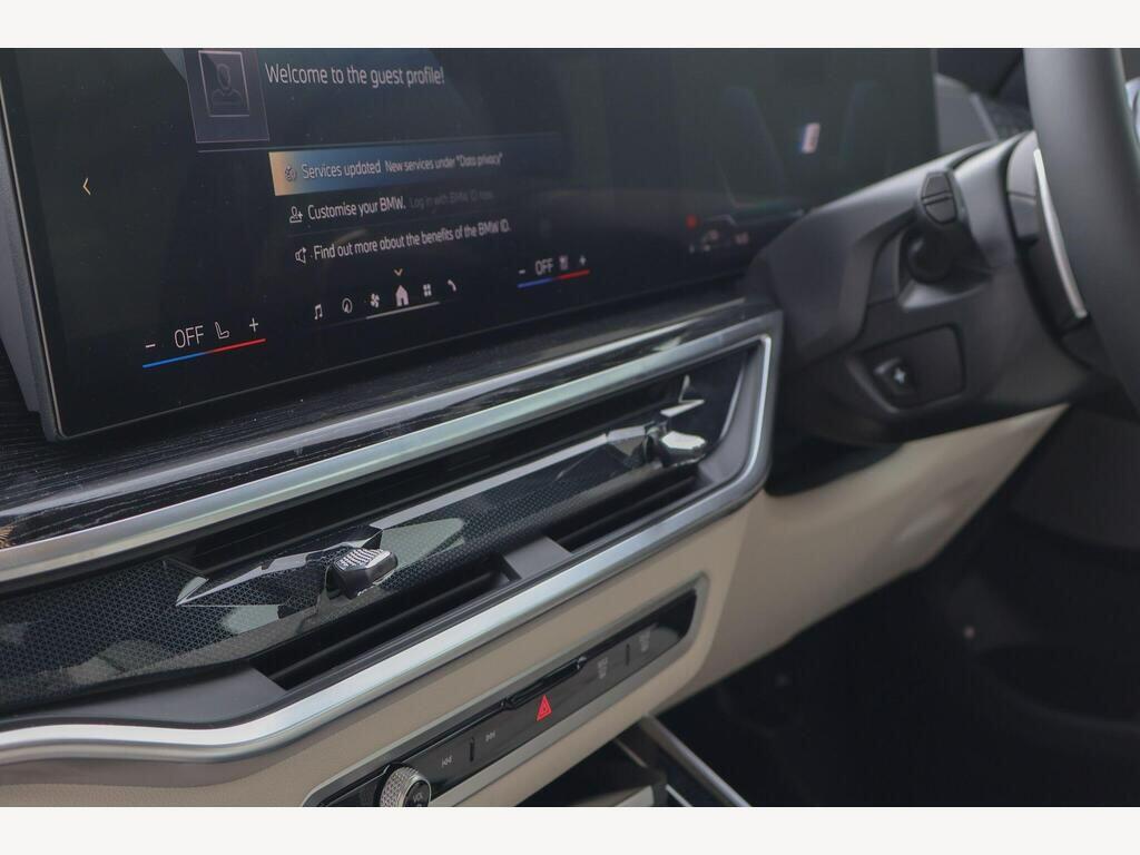 BMW X5 view 28
