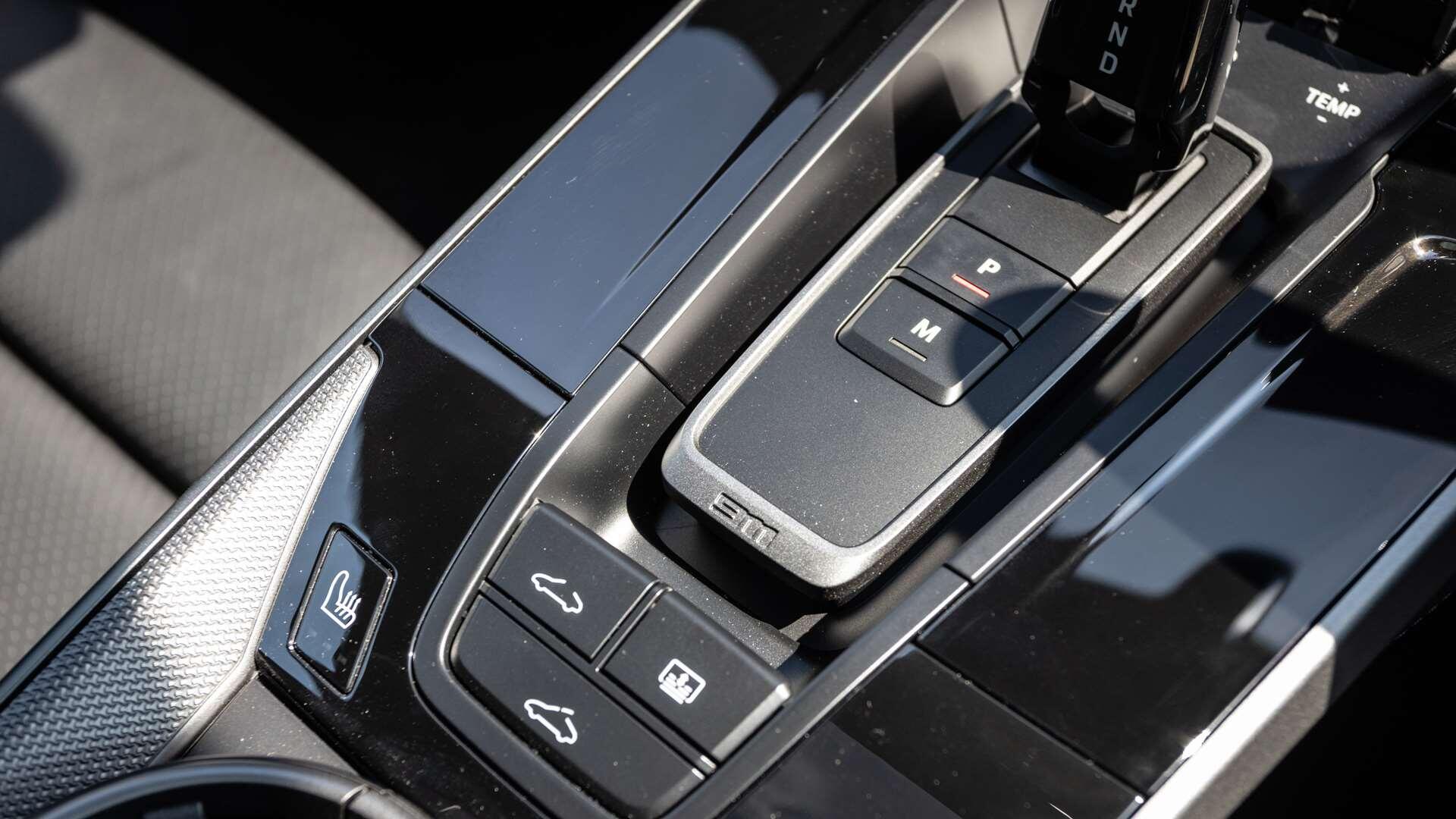 Porsche 911 view 17