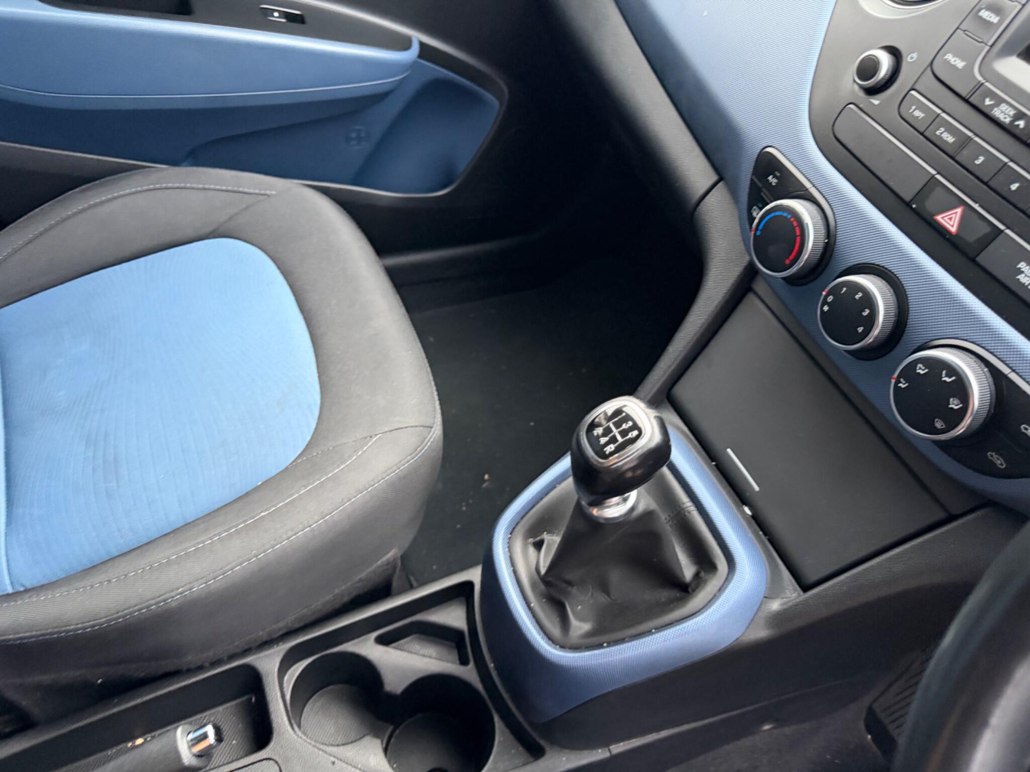 Hyundai I10 view 31