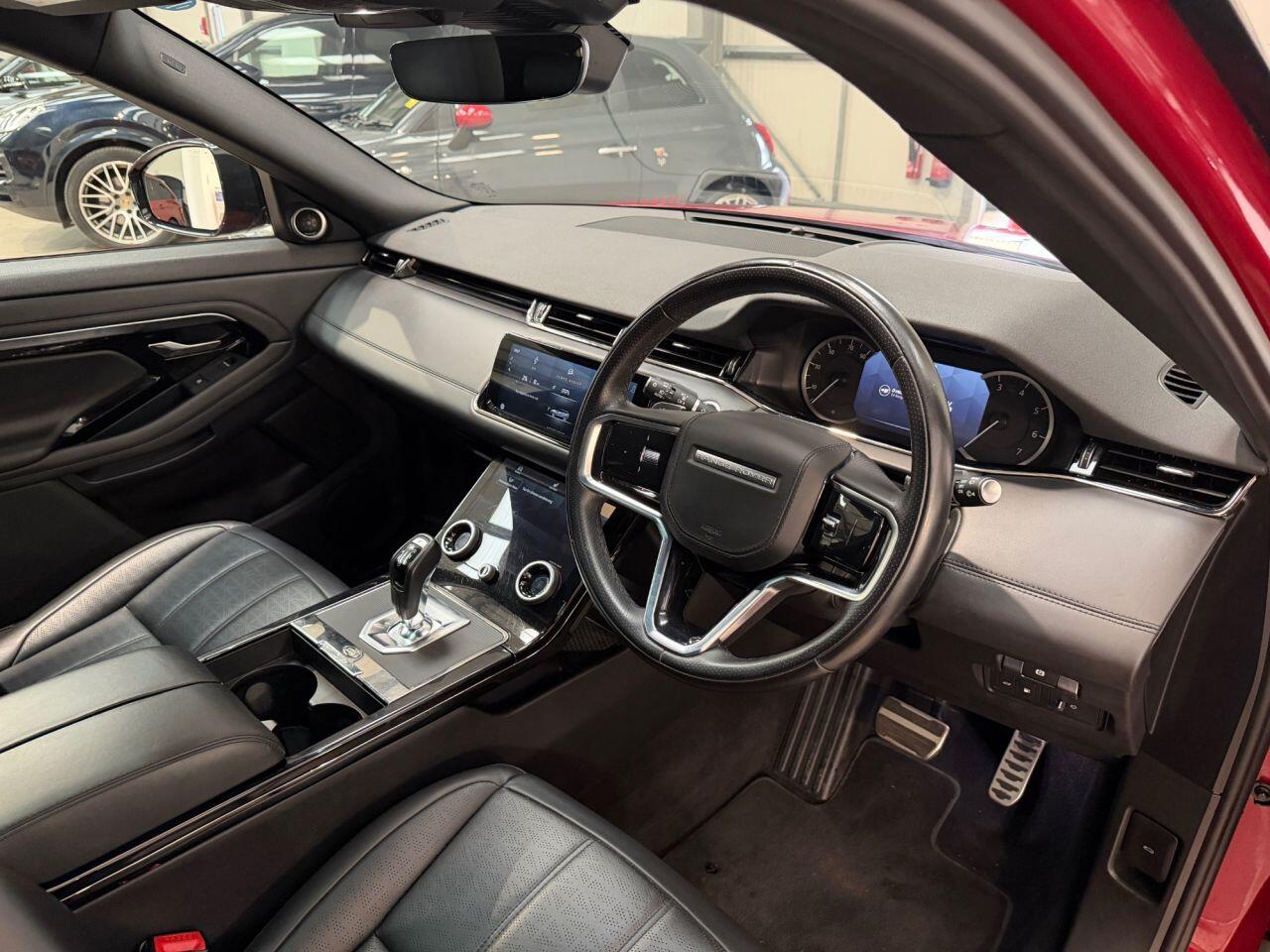 Land Rover Range Rover Evoque view 3
