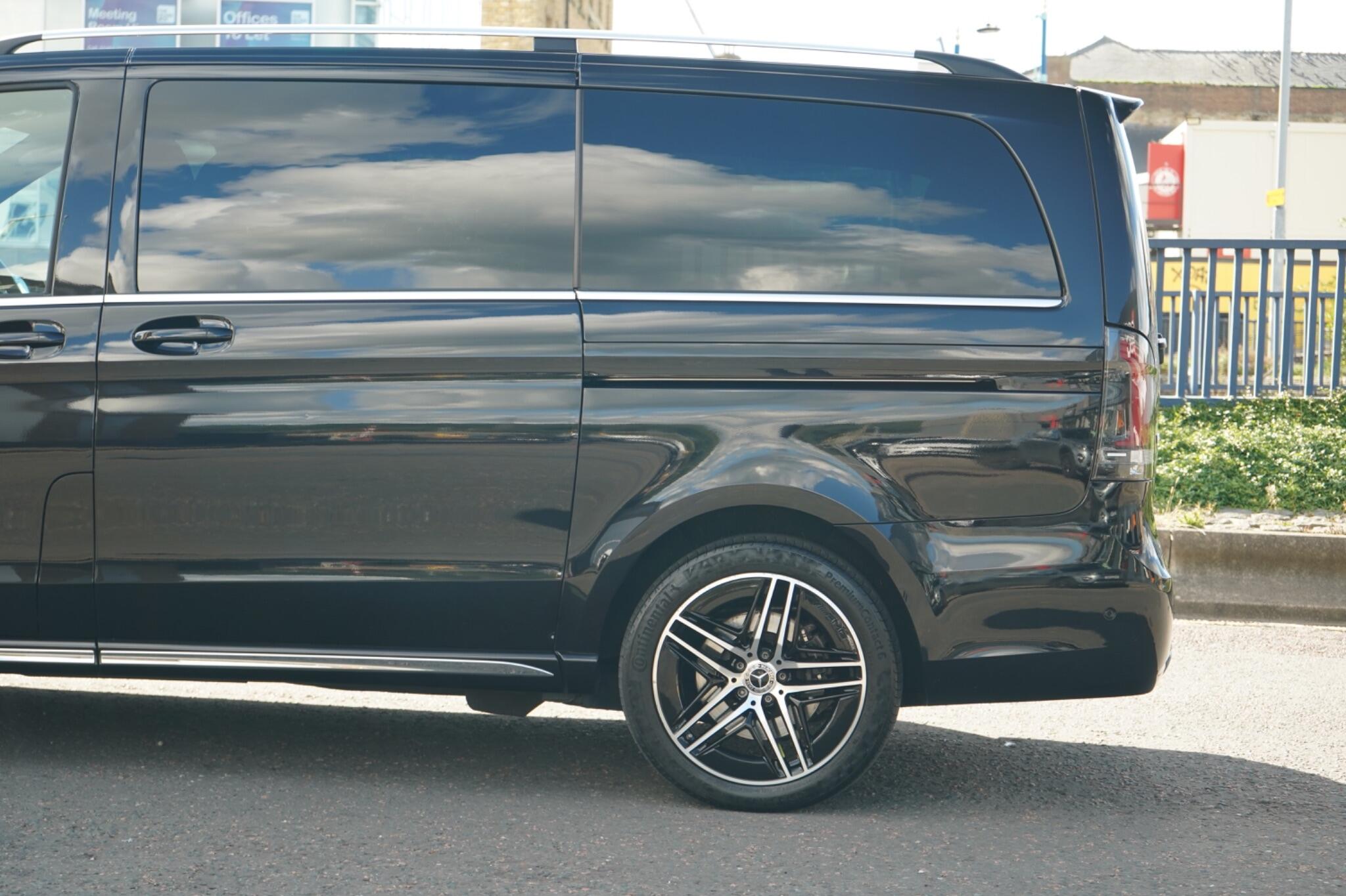 Mercedes-Benz V Class view 10