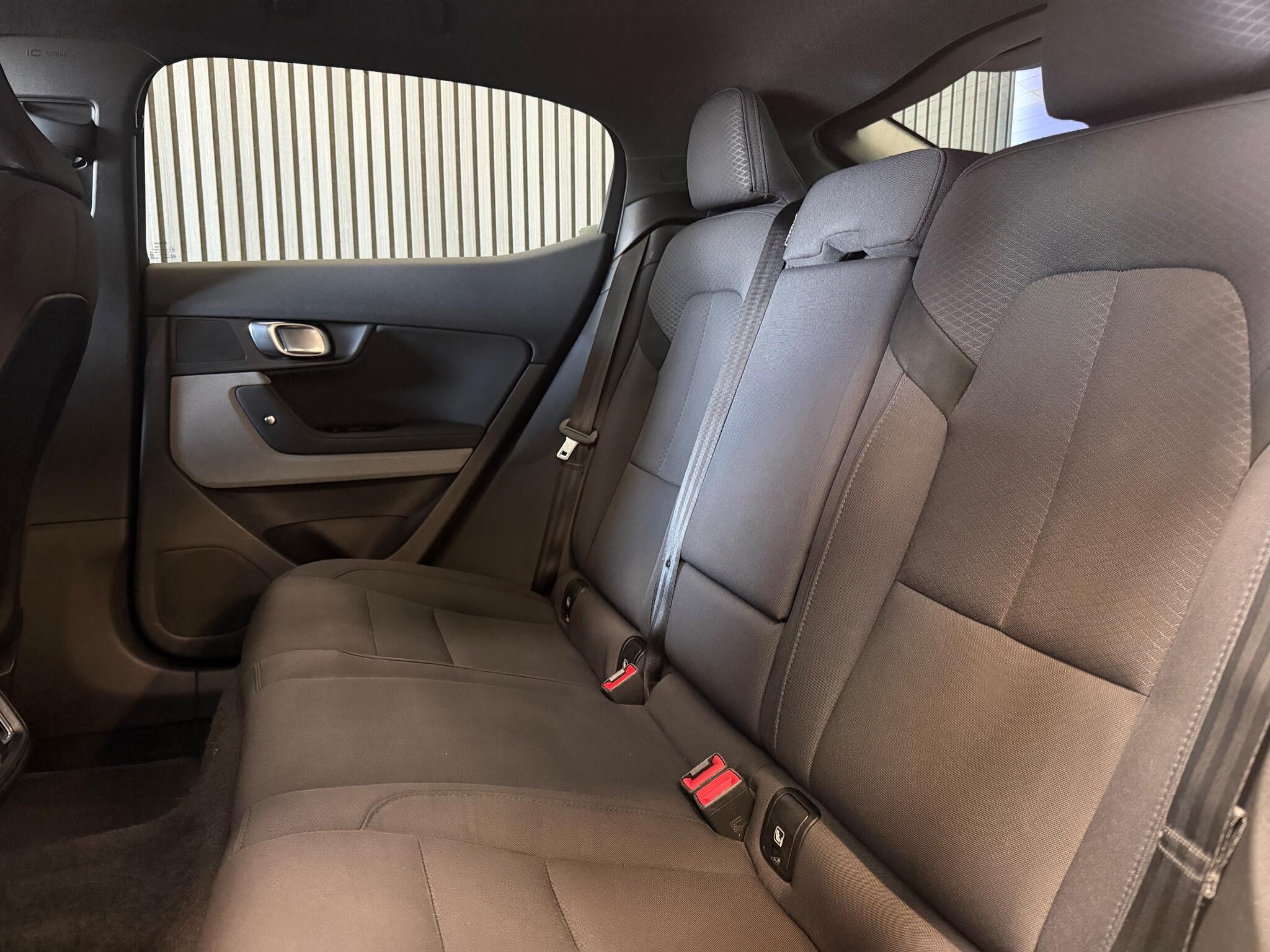 Polestar 2 view 36